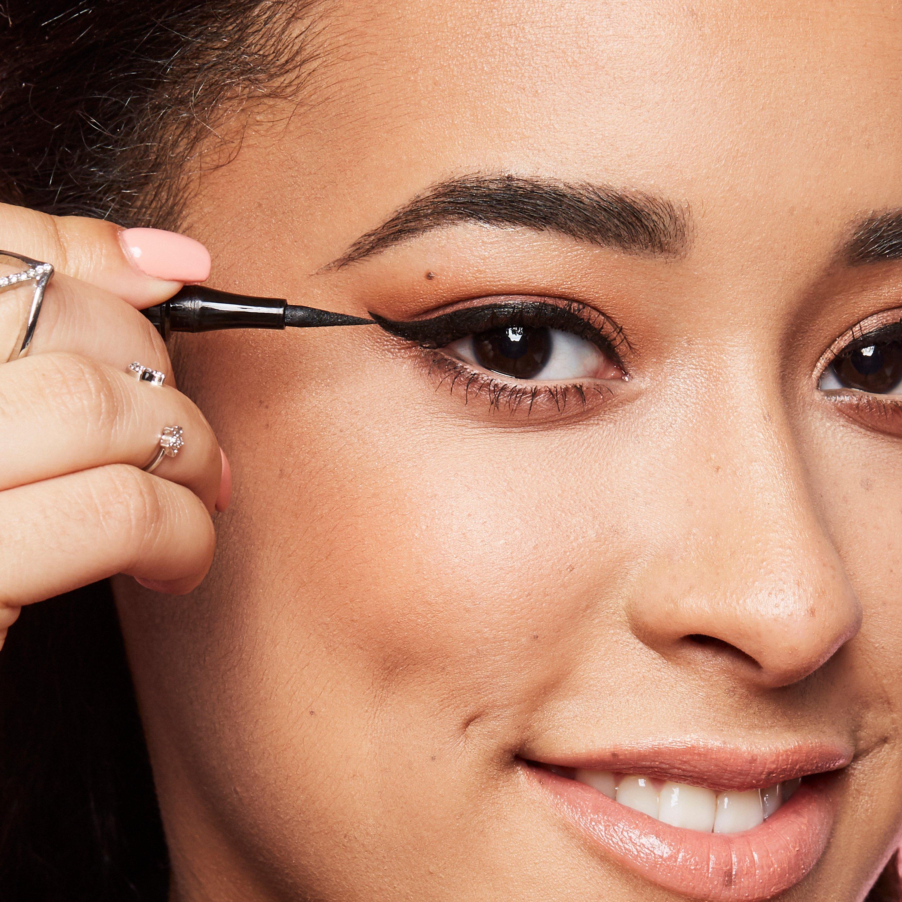 Black - Benefit - Roller Liner Eyeliner - 7