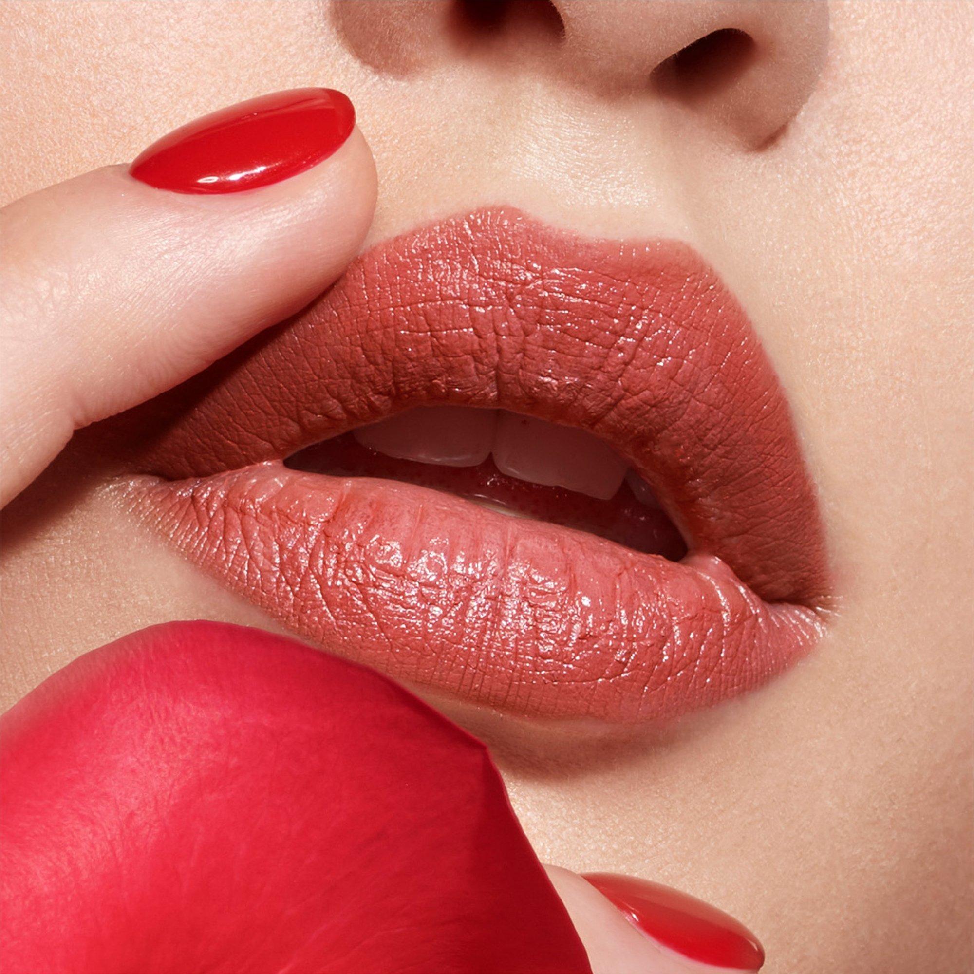 808 Caress - DIOR - Ultra Care Lipstick - 2