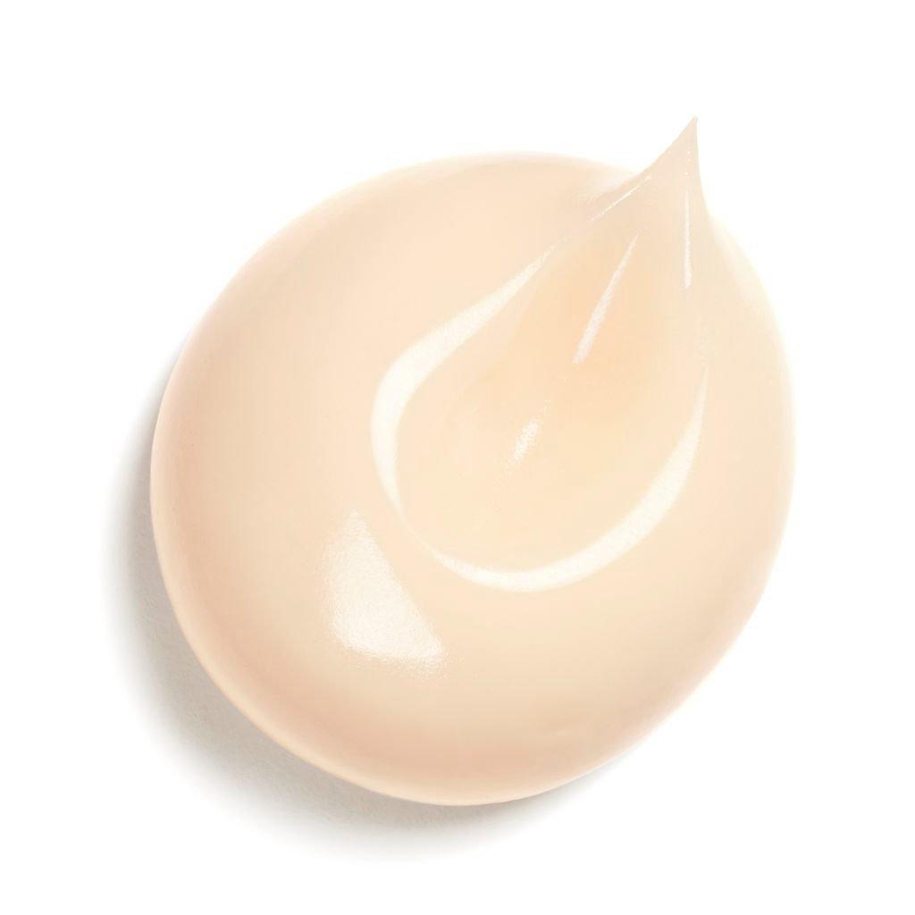 Cream - CHANEL - SUBLIMAGE LA CRÈME CORPS ET DÉCOLLETÉ The Revitalising Radiance Fresh Body Cream - 3