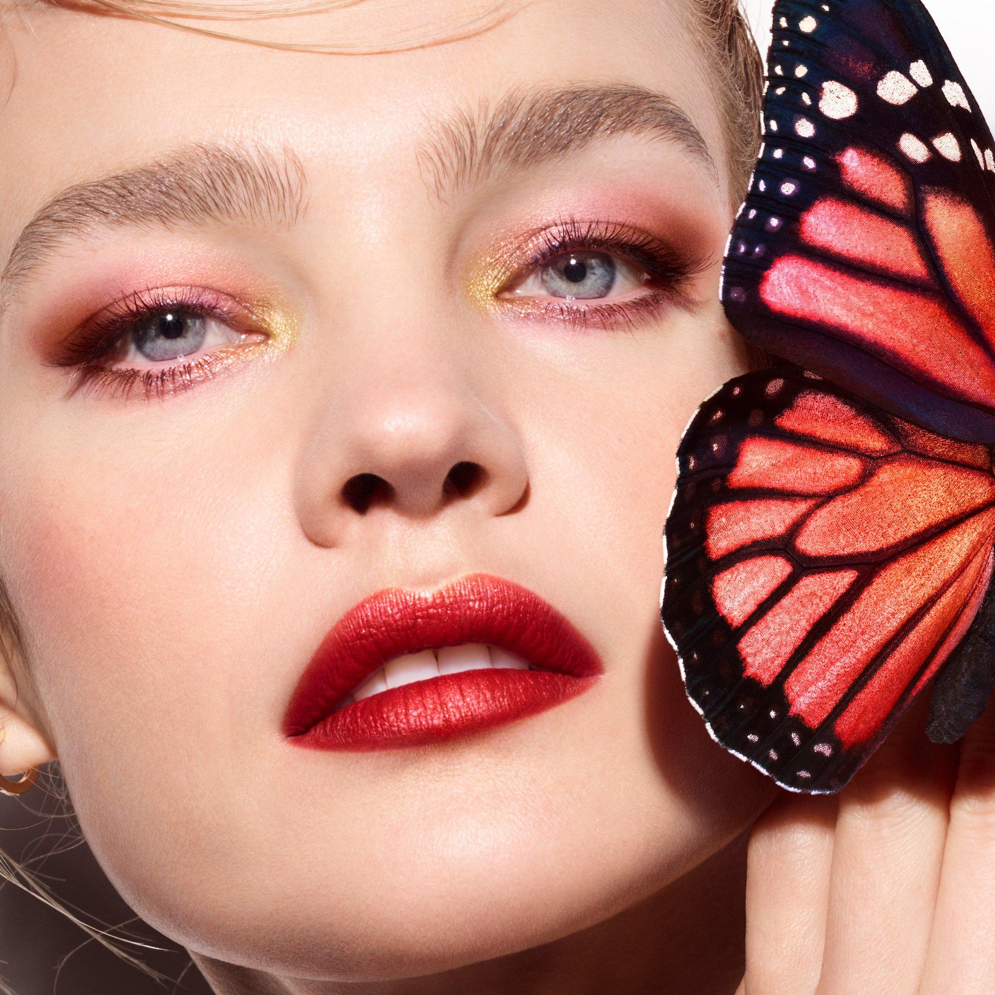 829 - Guerlain - Rouge G Luxurious Velvet Metal 16-hour wear velvet metal lipstick - 6