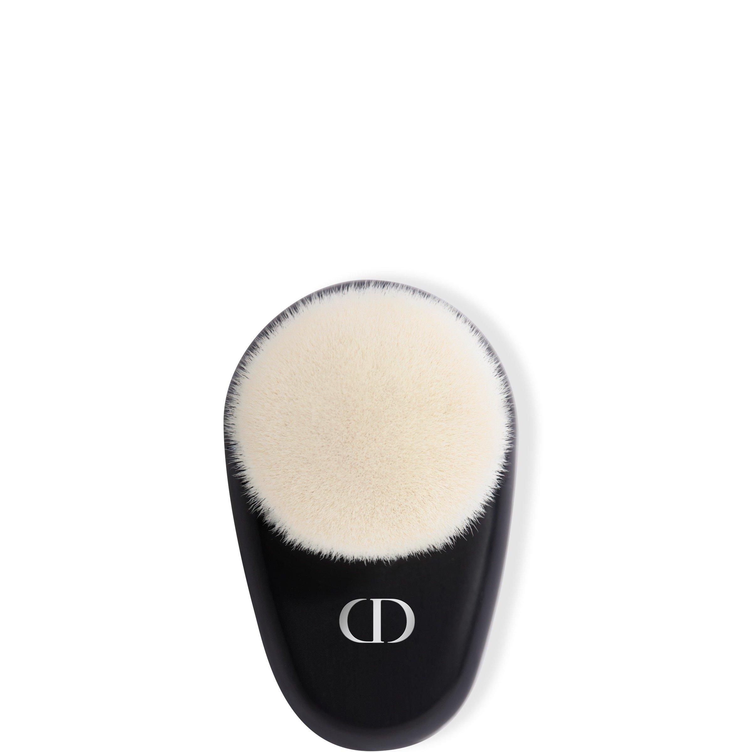 DIOR Face Brush N°18