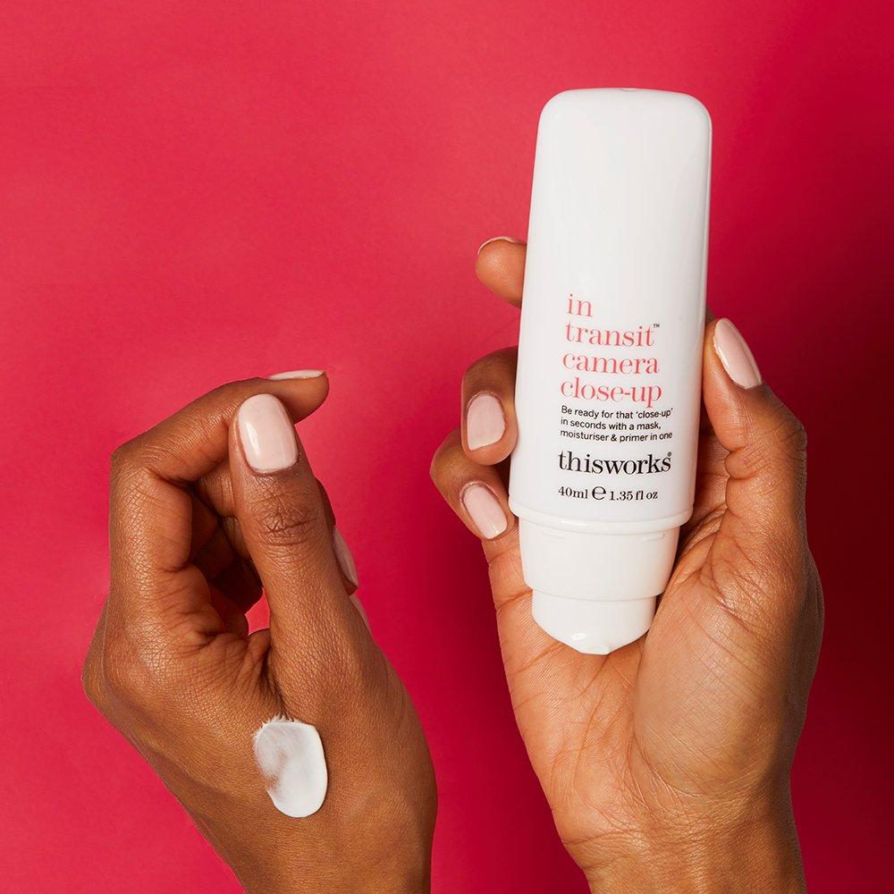 None - This Works - In Transit Camera Close-Up - 4