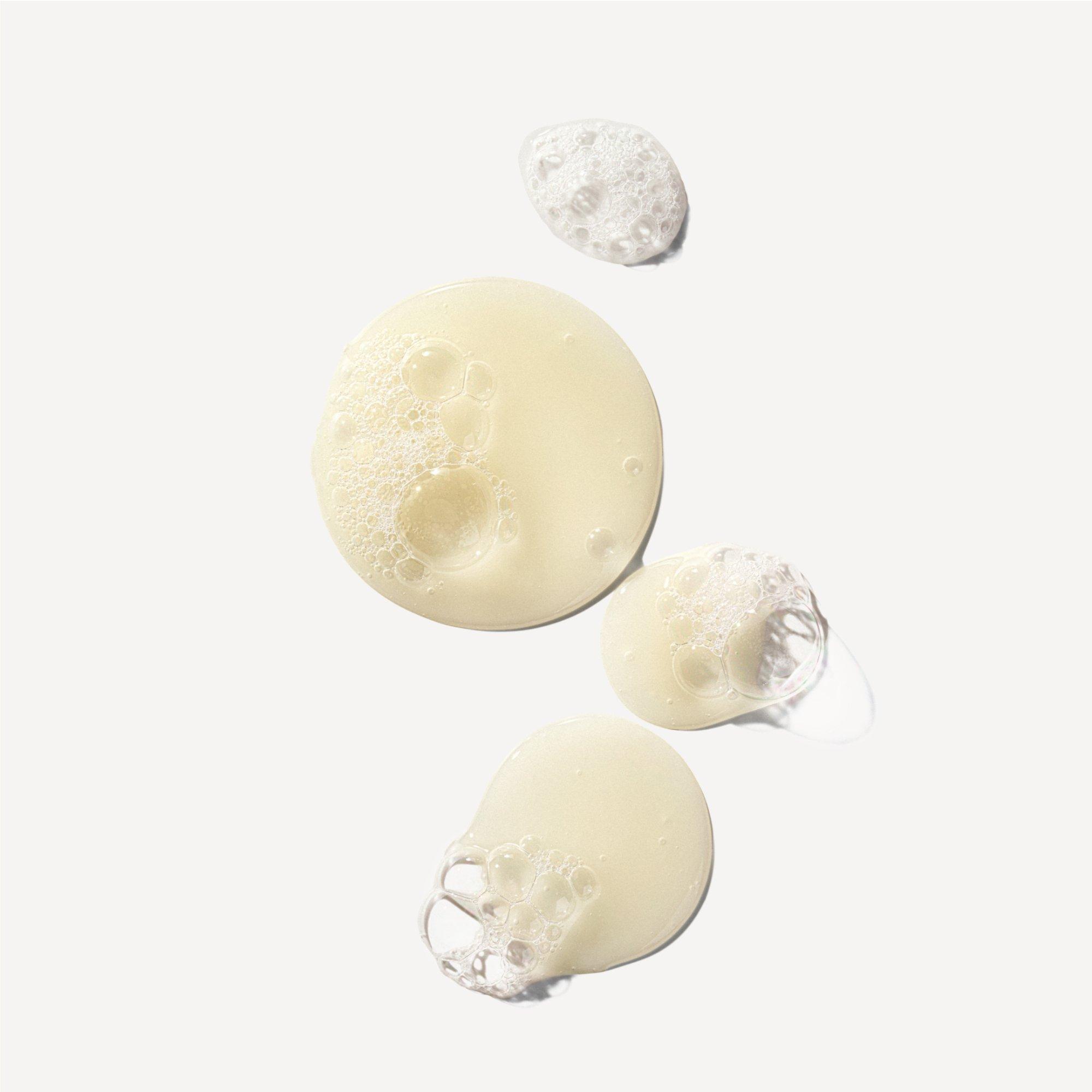 White - Olaplex - No. 4 Bond Maintenance Shampoo 250ml - 2