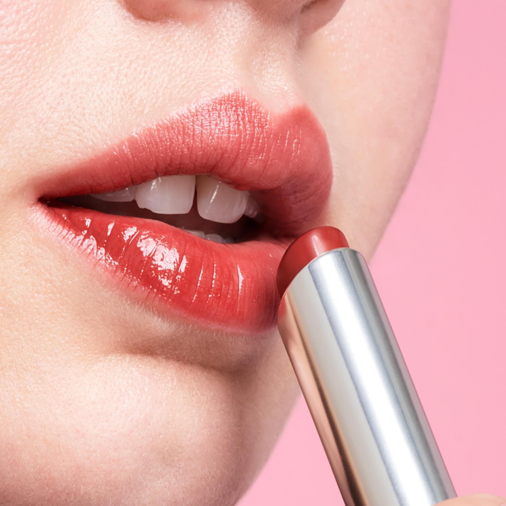 Spic R 11 - Benefit - California Kissin Lip balm - 2