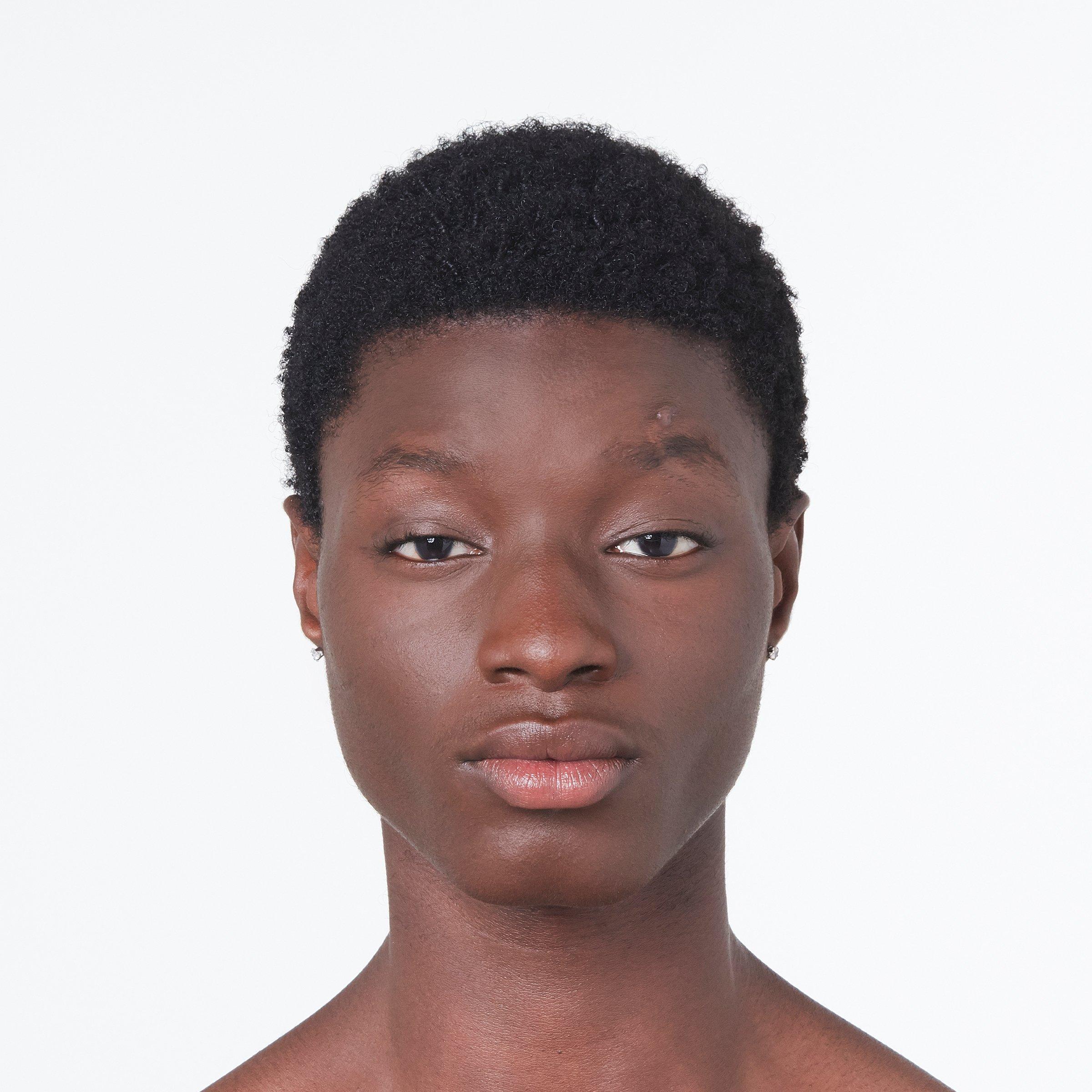 520O - Gucci - Fluide De Beauté Fini Naturel Natural Finish Fluid Foundation - 3