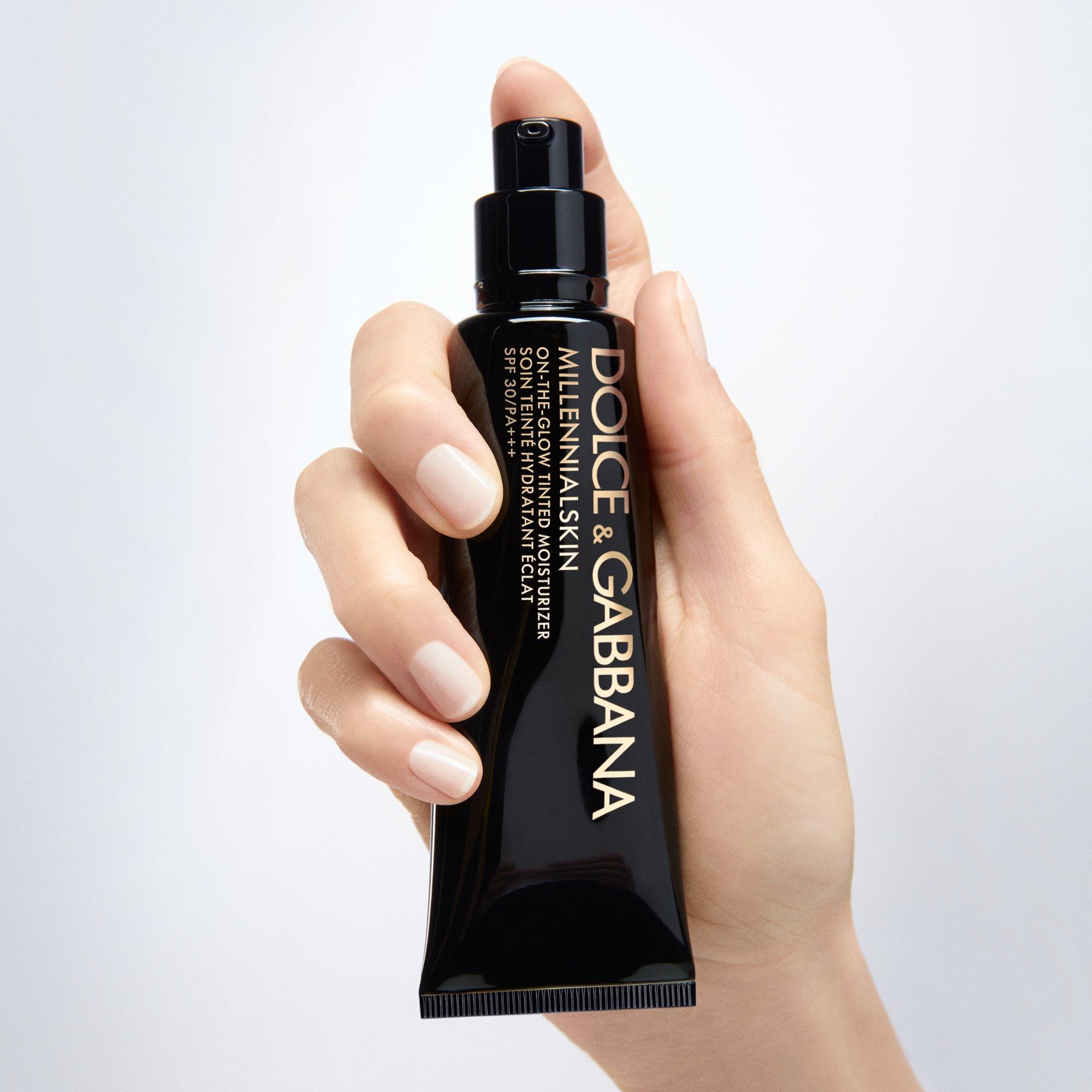 120 Nude - Dolce and Gabbana - Millennialskin On-the-Glow Tinted Moisturiser SPF 30/PA+++ - 6