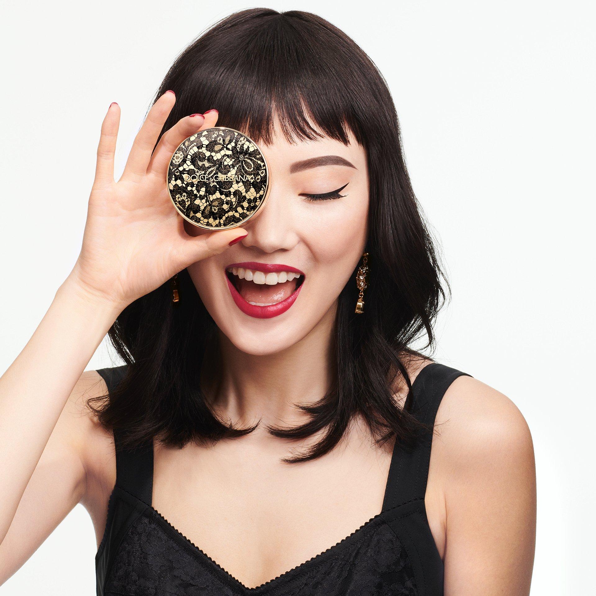 Nude 120 - Dolce and Gabbana - Gloriouskin Perfect Luminous Creamy Foundation SPF 20/PA++ - 3