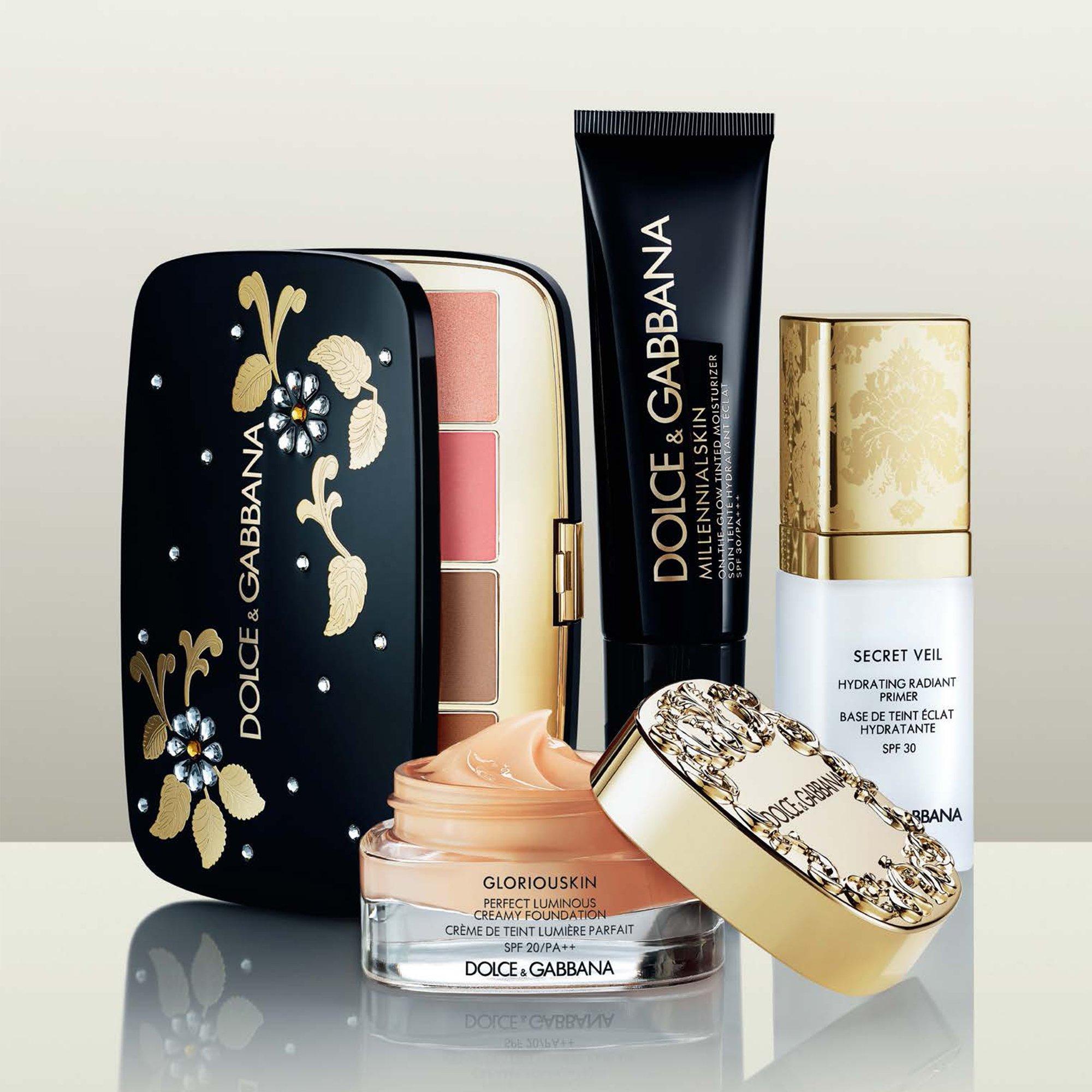 Nude 120 - Dolce and Gabbana - Gloriouskin Perfect Luminous Creamy Foundation SPF 20/PA++ - 4