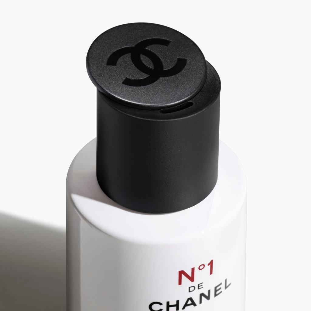 None - CHANEL - NÂ°1 Red Camellia Powder-to-Foam Face Cleanser - 2