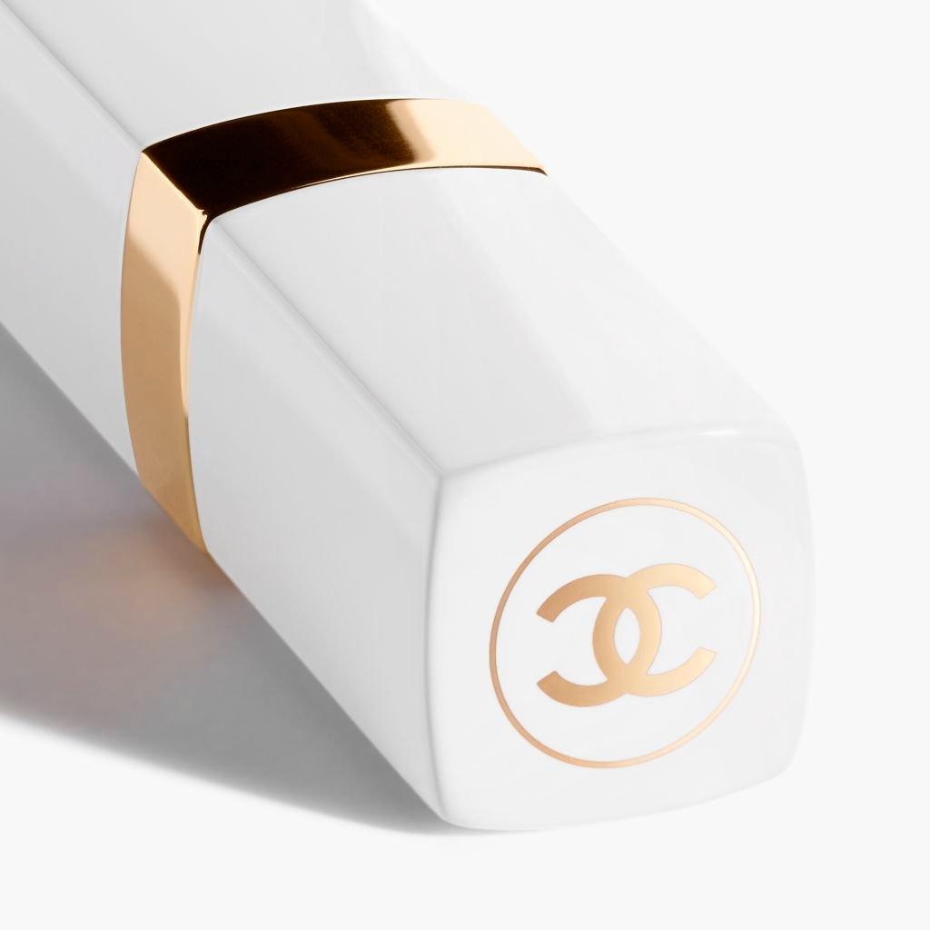 Flirty Coral - CHANEL - ROUGE COCO BAUME A Hydrating Tinted Lip Balm - 3