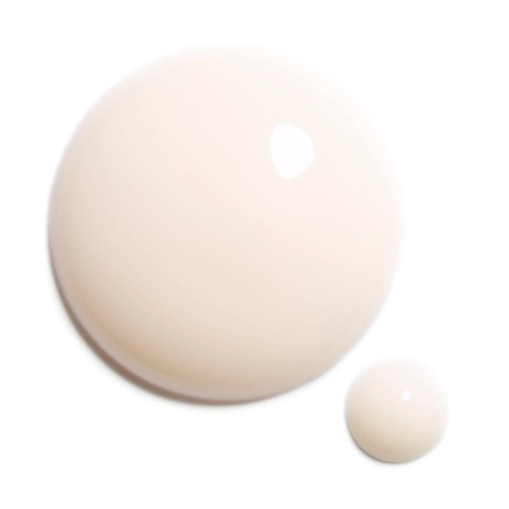 Serum - CHANEL - SUBLIMAGE L’ESSENCE LUMIÈRE Ultimate Light-Revealing Concentrate - 4