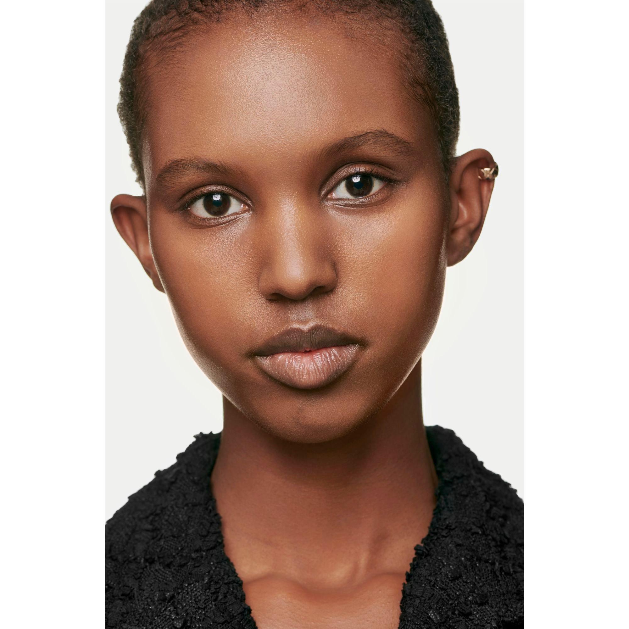 DEEP - CHANEL - LES BEIGES WATER-FRESH TINT Water-Fresh Tint With Micro-Droplet Pigments - 4