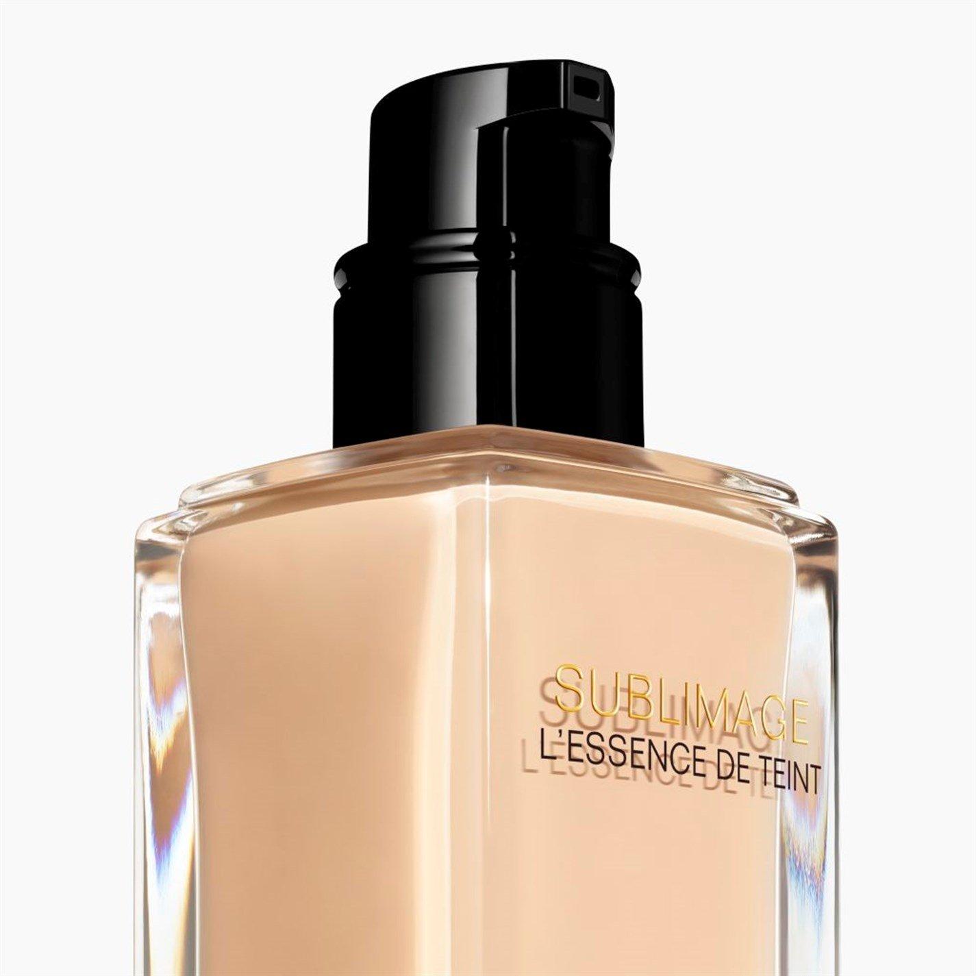 B10 - CHANEL - Sublimage L'Essence de Teint Liquid Foundation - 2