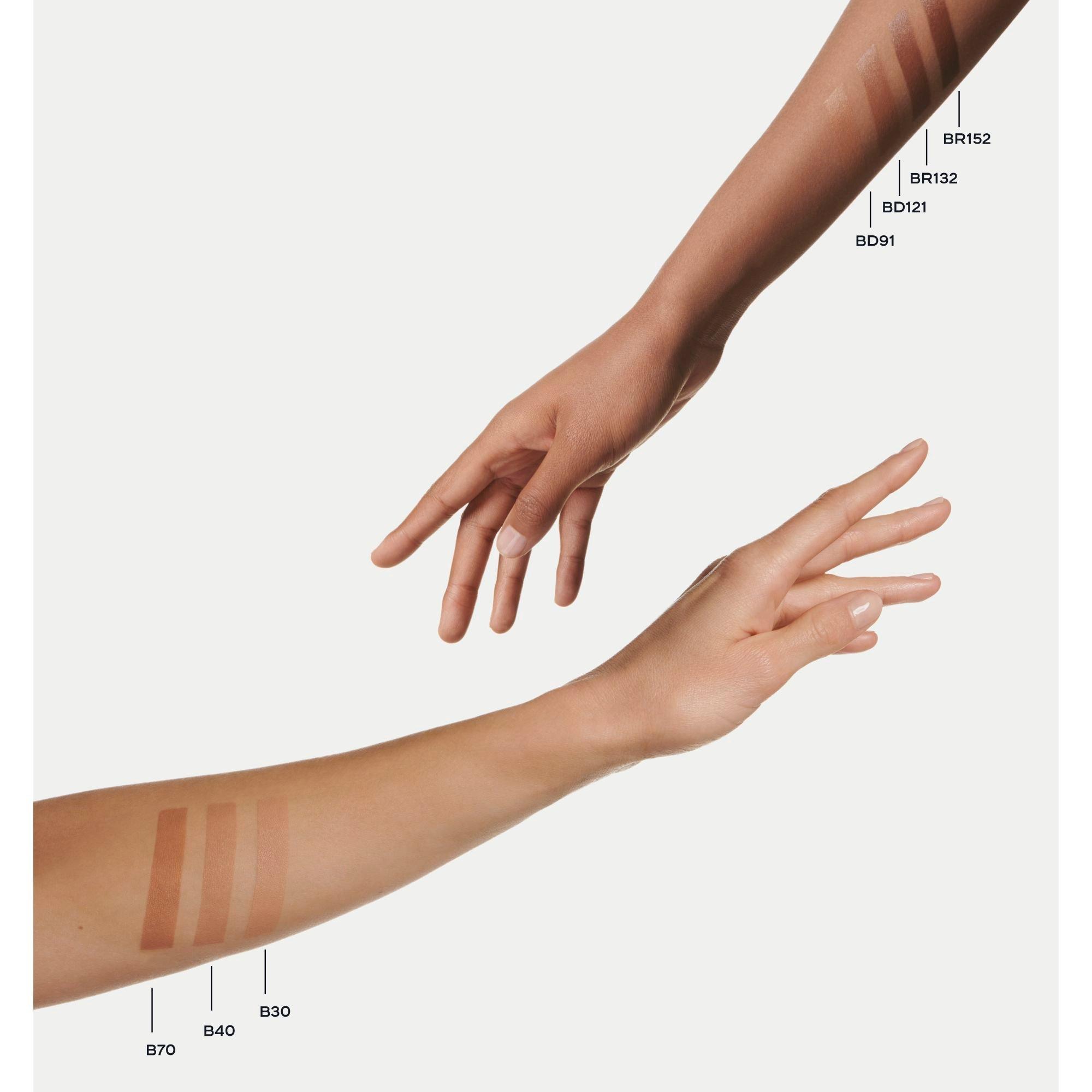 B30 - CHANEL - Sublimage L'Essence de Teint Liquid Foundation - 5