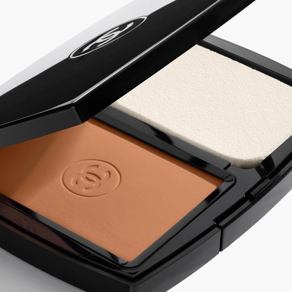  BR132 - CHANEL - ULTRA LE TEINT Ultrawear – All–Day Comfort Flawless Finish Compact Foundation - 2