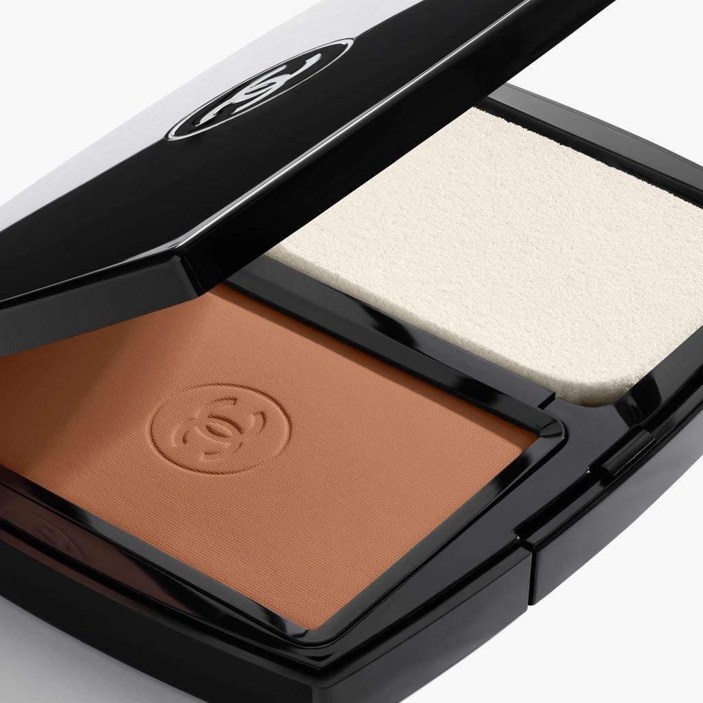BR152 - CHANEL - ULTRA LE TEINT Ultrawear – All–Day Comfort Flawless Finish Compact Foundation - 2