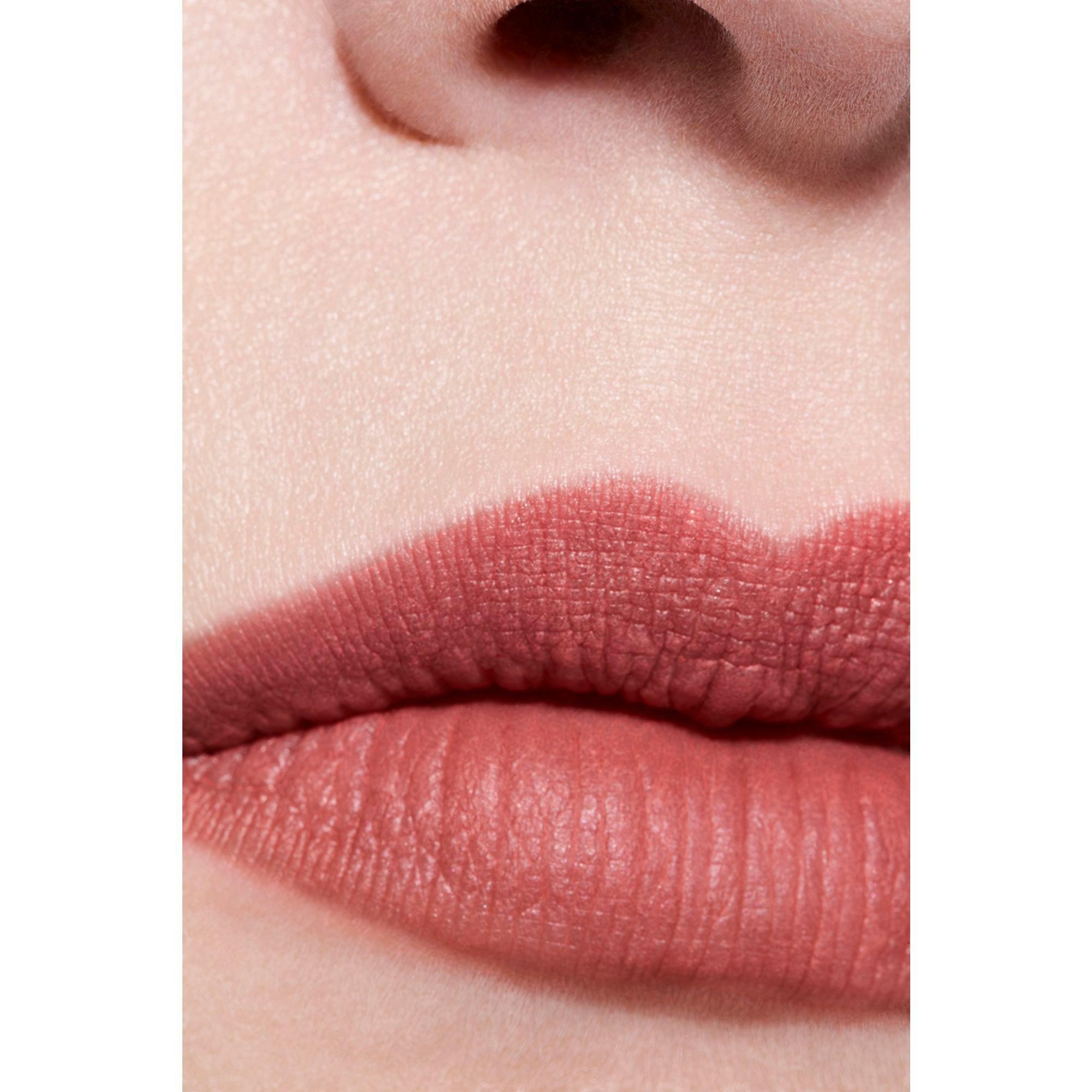Affranchie 77 - CHANEL - ROUGE ALLURE VELVET LUMINOUS MATTE LIP COLOUR - 4