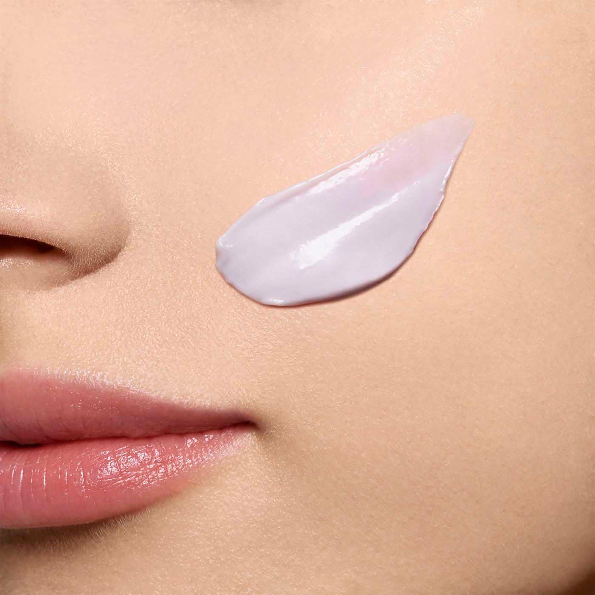 Clear - Clarins - Nutri-Lumière Revive - 3