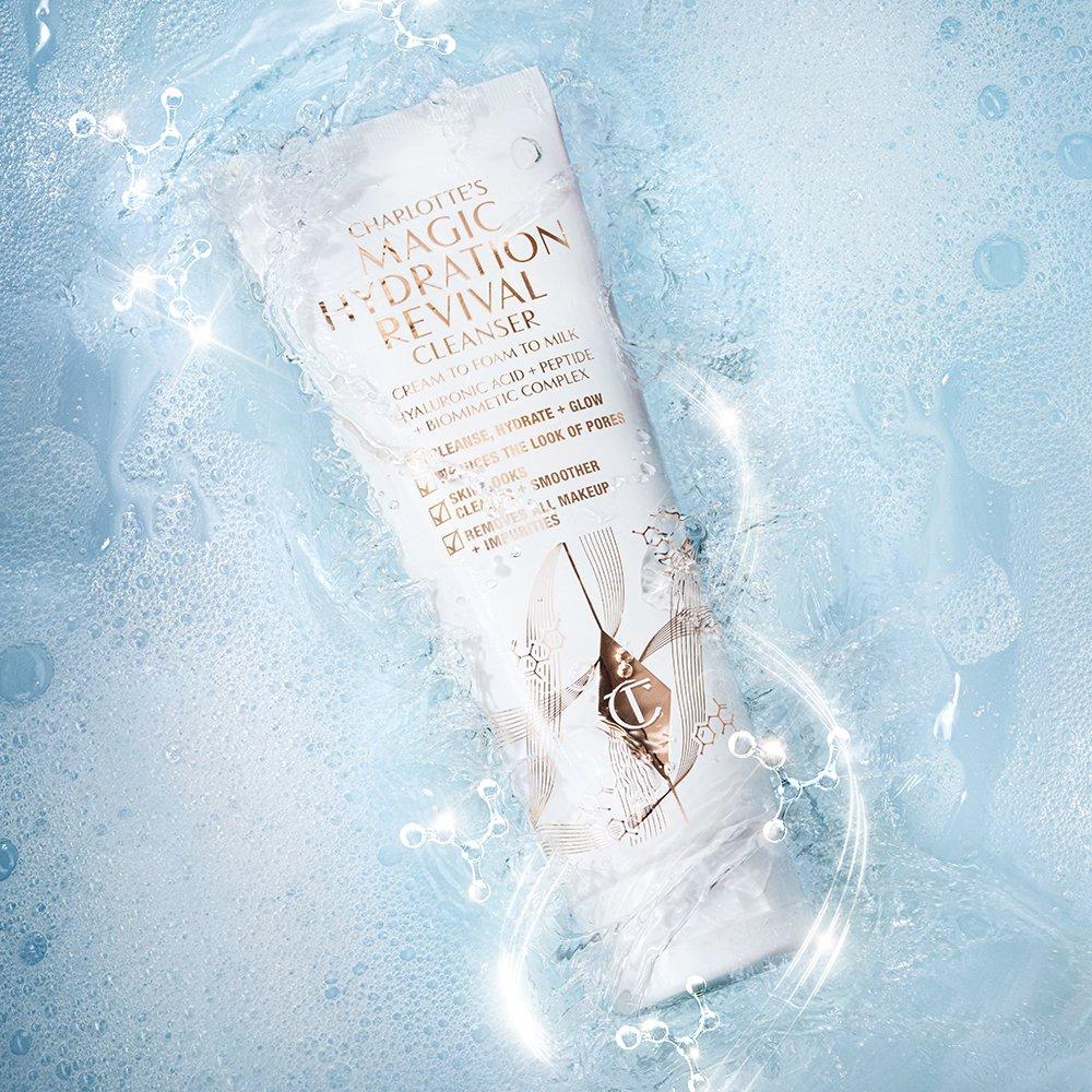 None - Charlotte Tilbury - CHARLOTTE’S MAGIC HYDRATION REVIVAL CLEANSER - 2