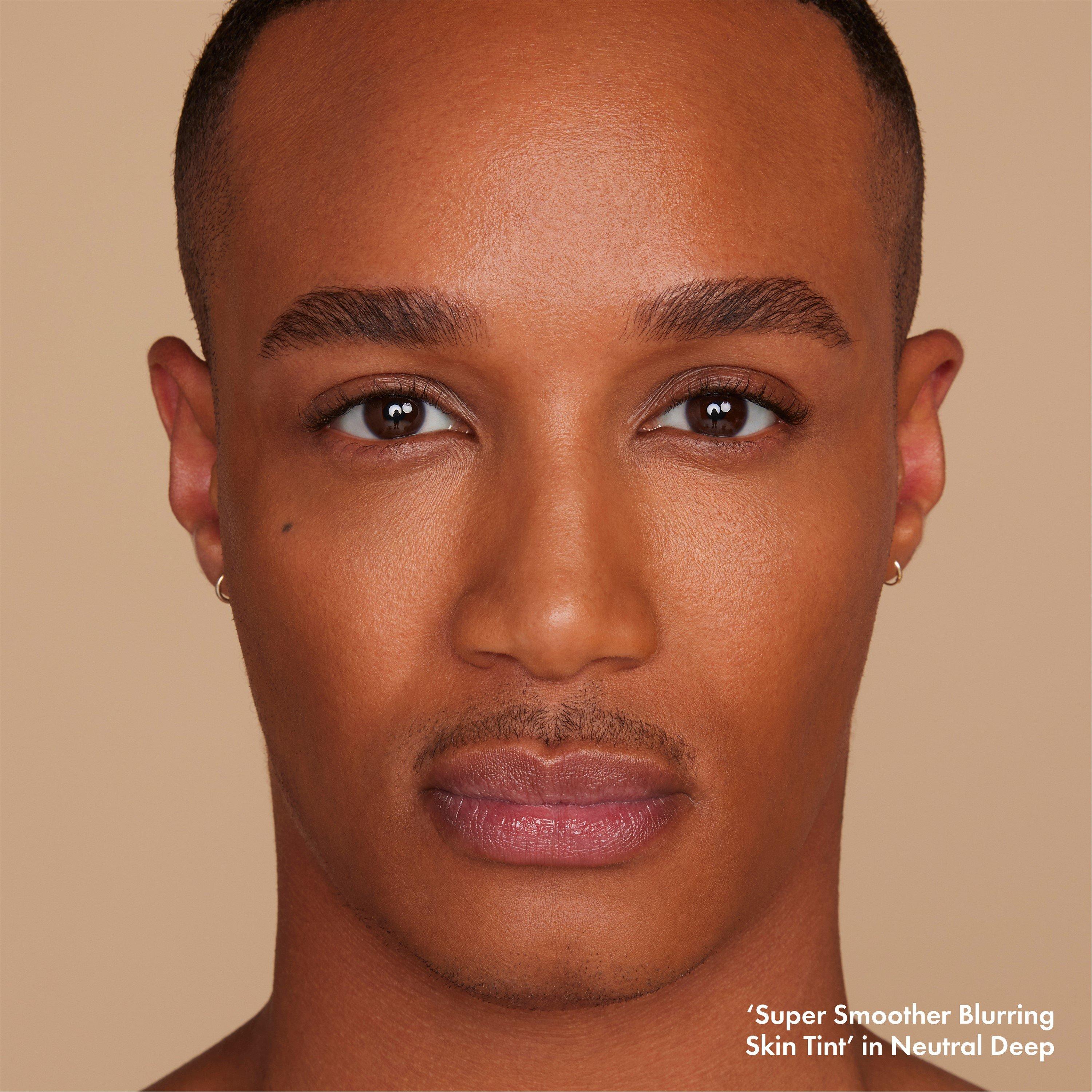 Neutral Deep - Iconic London - Super Smoother Blurring Skin Tint - 3