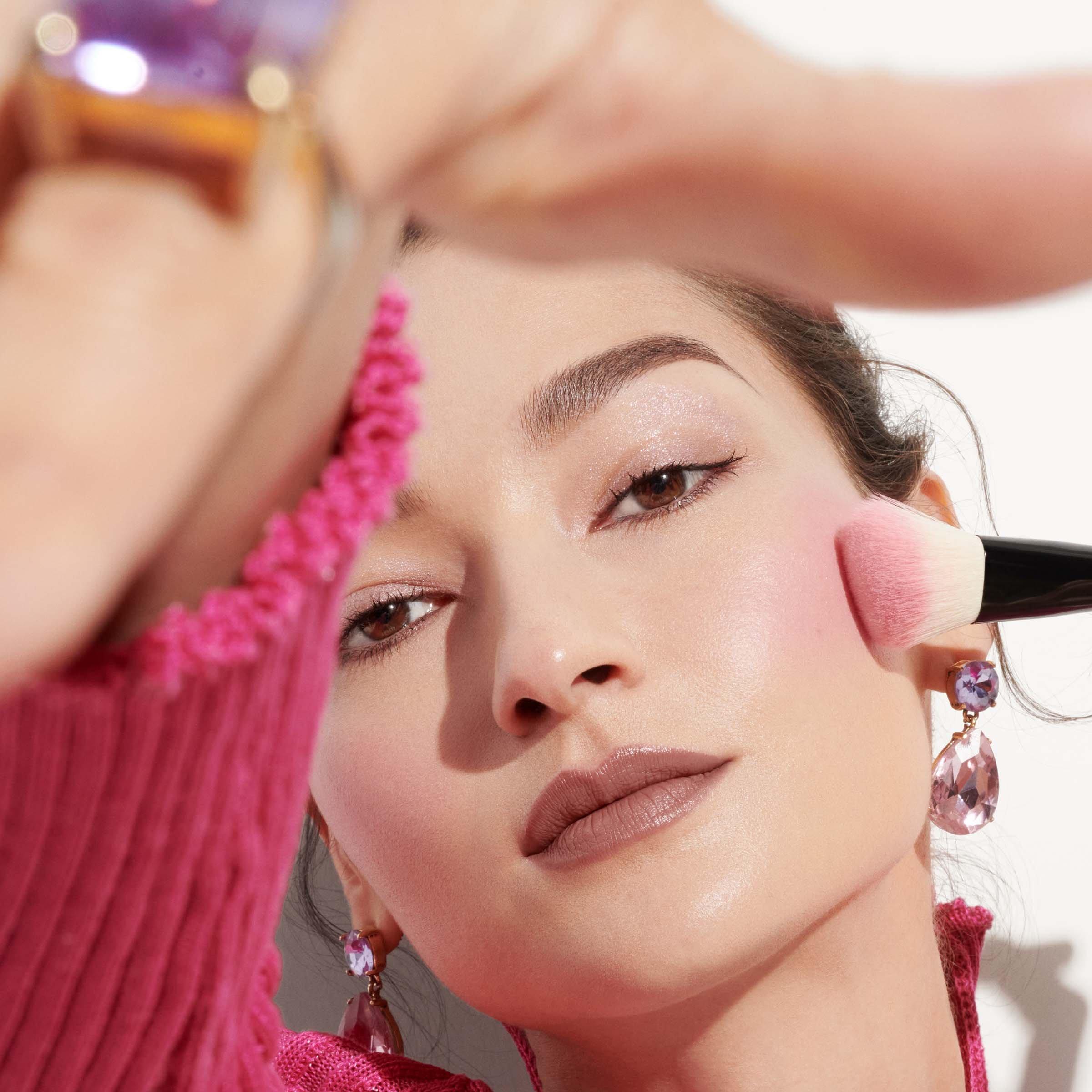 Blushed Coral - Bobbi Brown - Brightening Blush Collection - 5