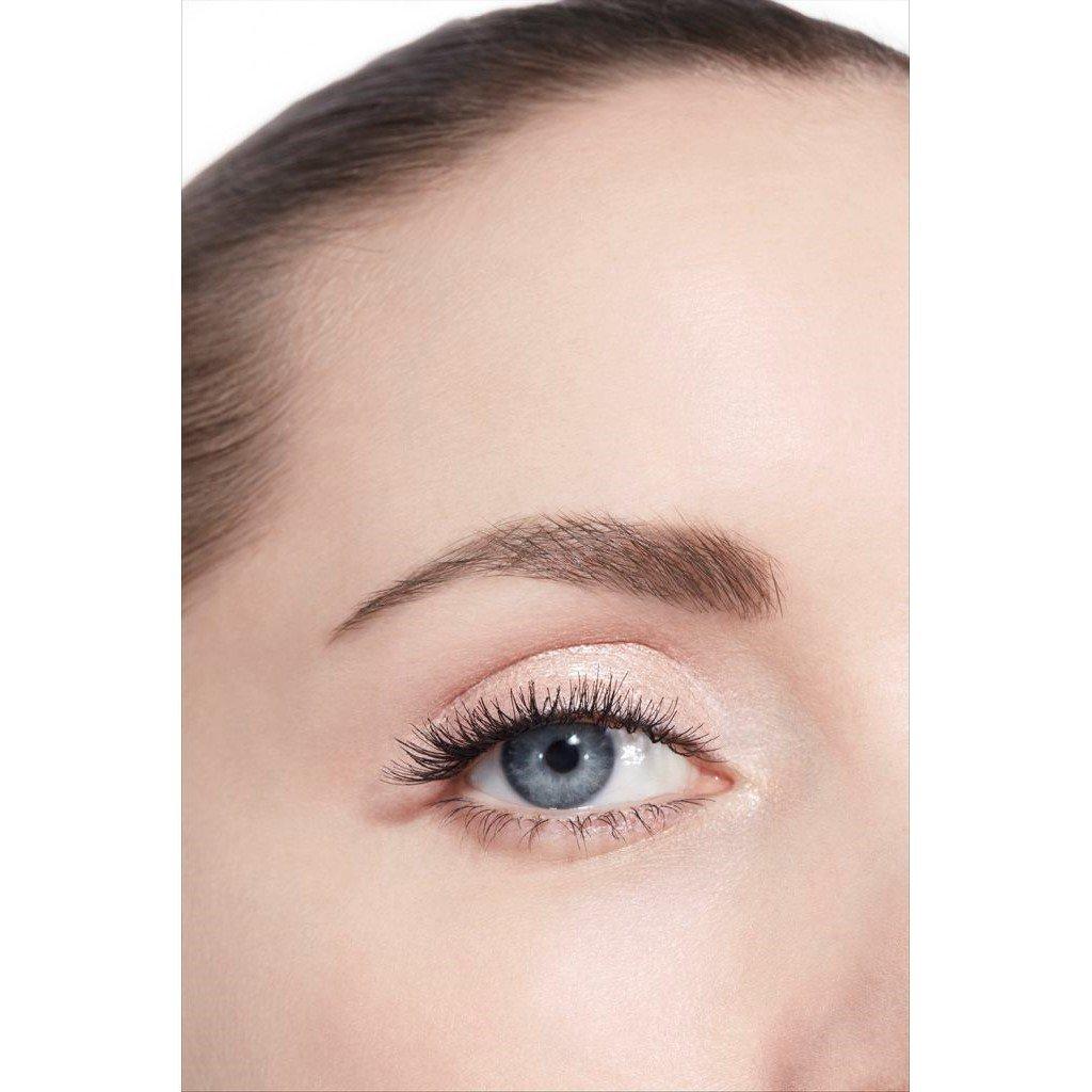 Gold - CHANEL - OMBRE PREMIÈRE LAQUE New. Longwear Liquid Eyeshadow - 6