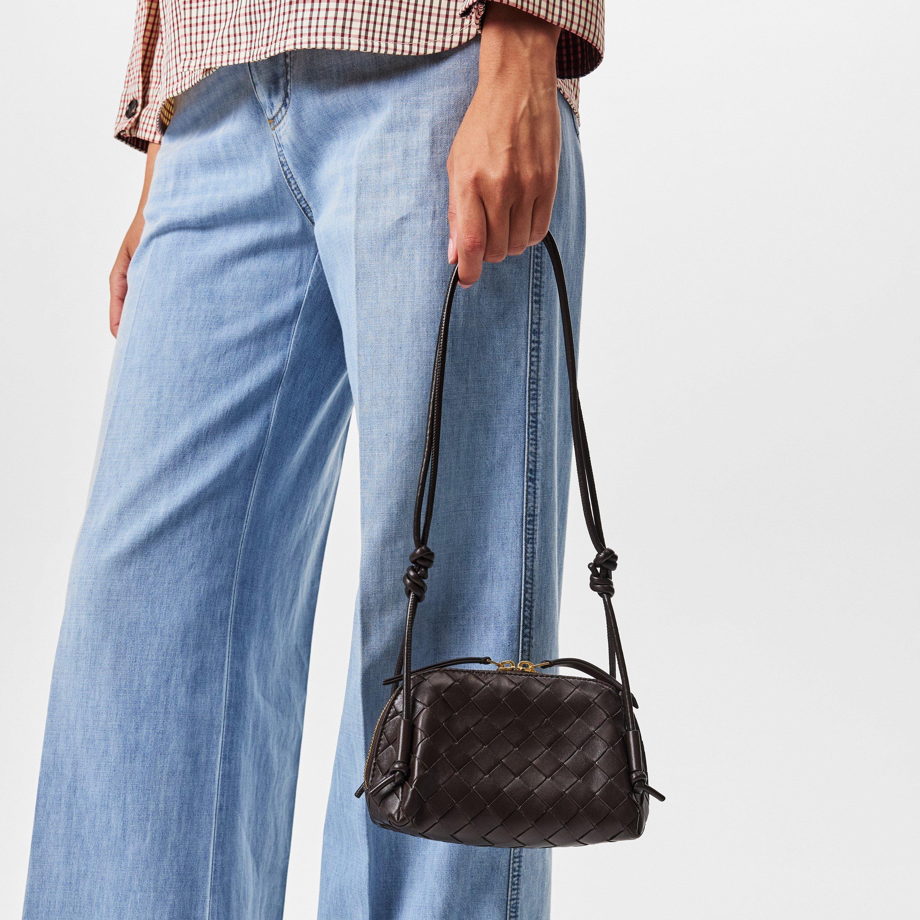 Fondant Gold - Bottega Veneta - Womens Concert Pouch - 3