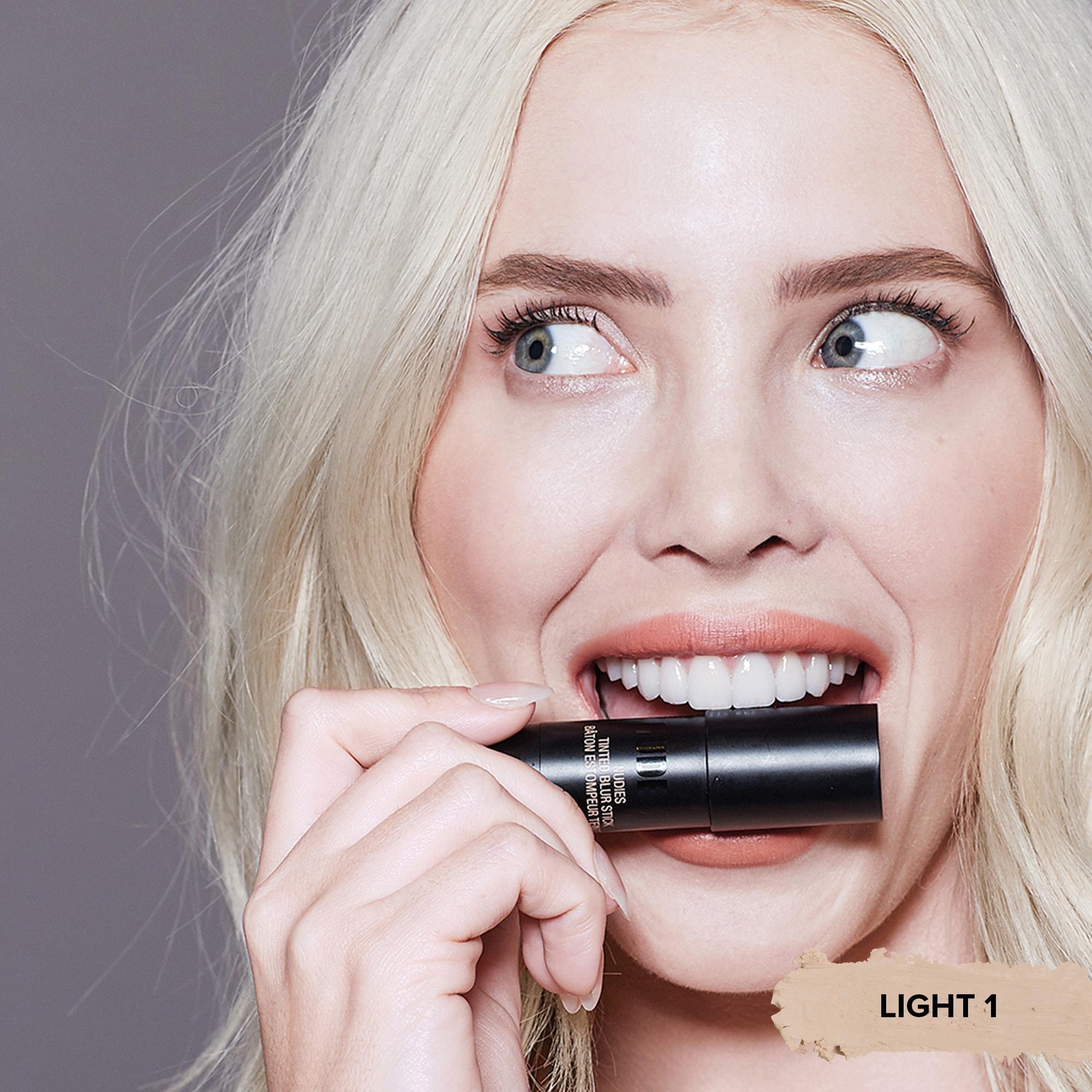 Light 1 - Nudestix - Nudies Tinted Blur Stick - 3