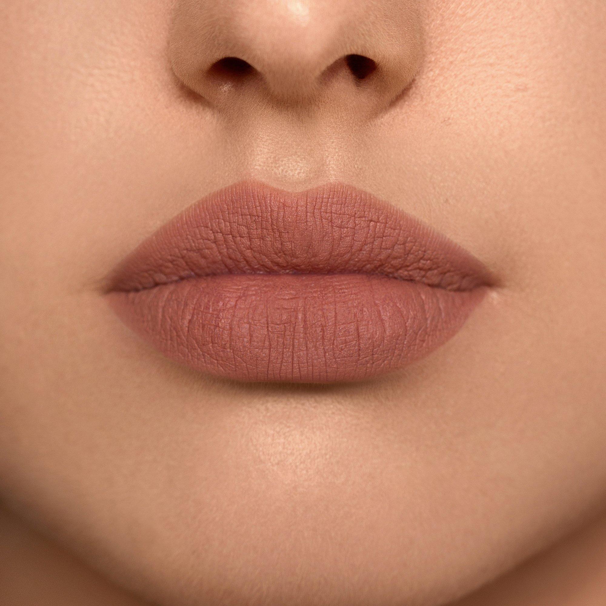 Shes Humble - Patrick Ta - Monochrome Moment Precision Lip Crayon - 3