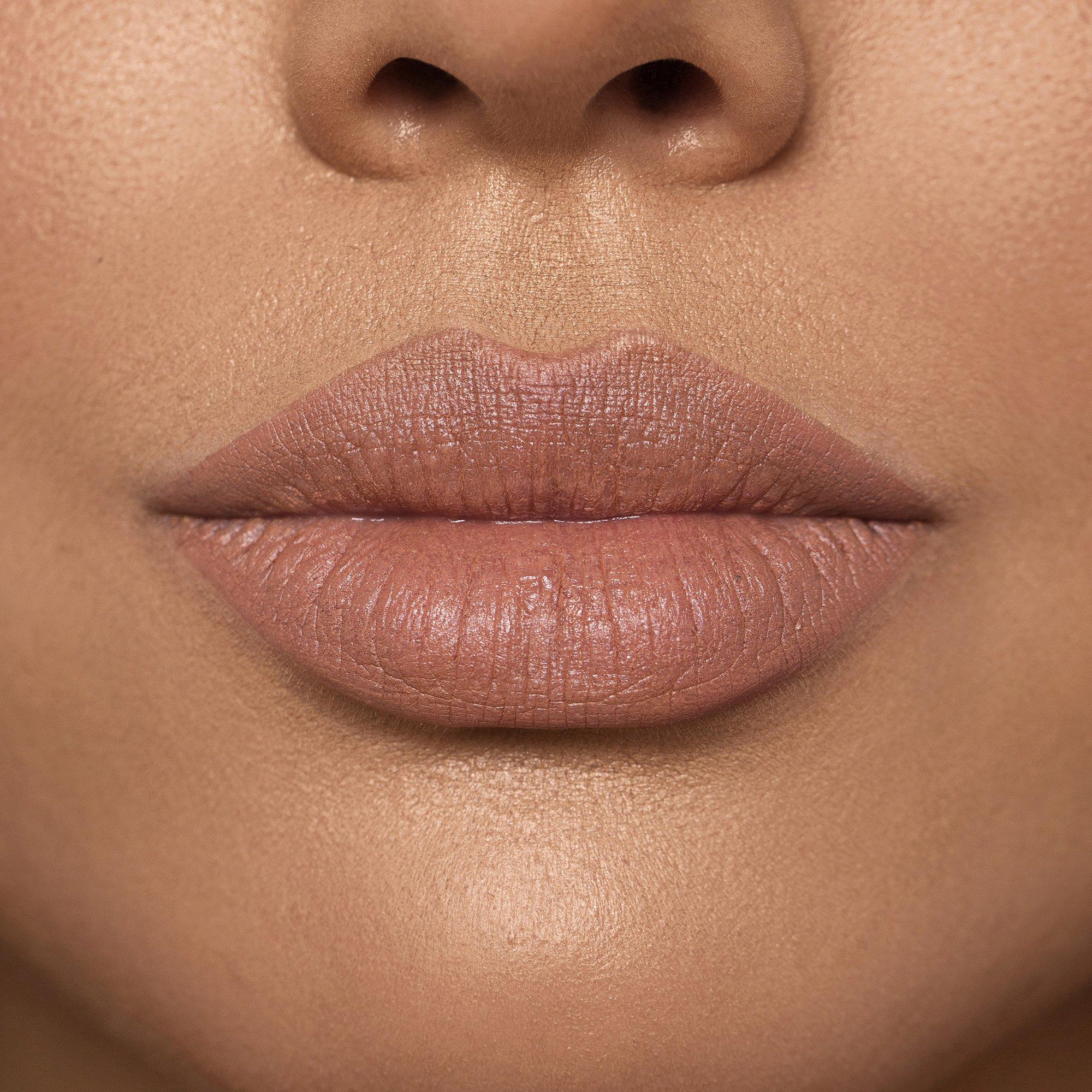 Shes Humble - Patrick Ta - Monochrome Moment Precision Lip Crayon - 4