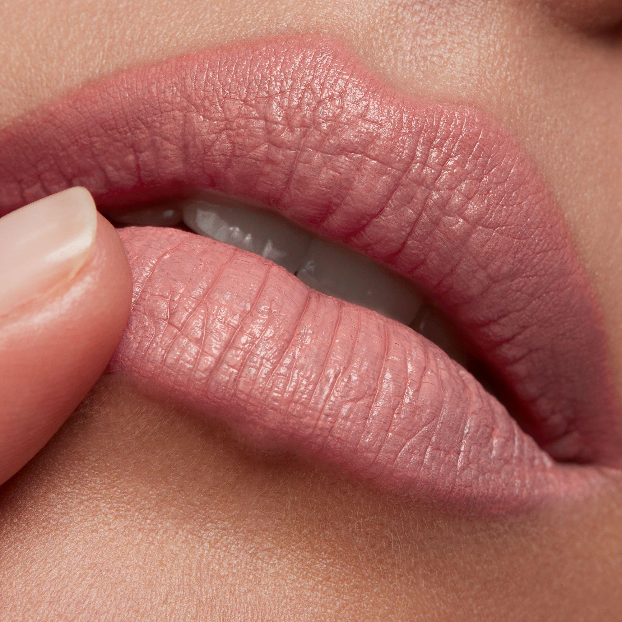 Shy - Patrick Ta - Major Headlines Matte Suede Lipstick - 6
