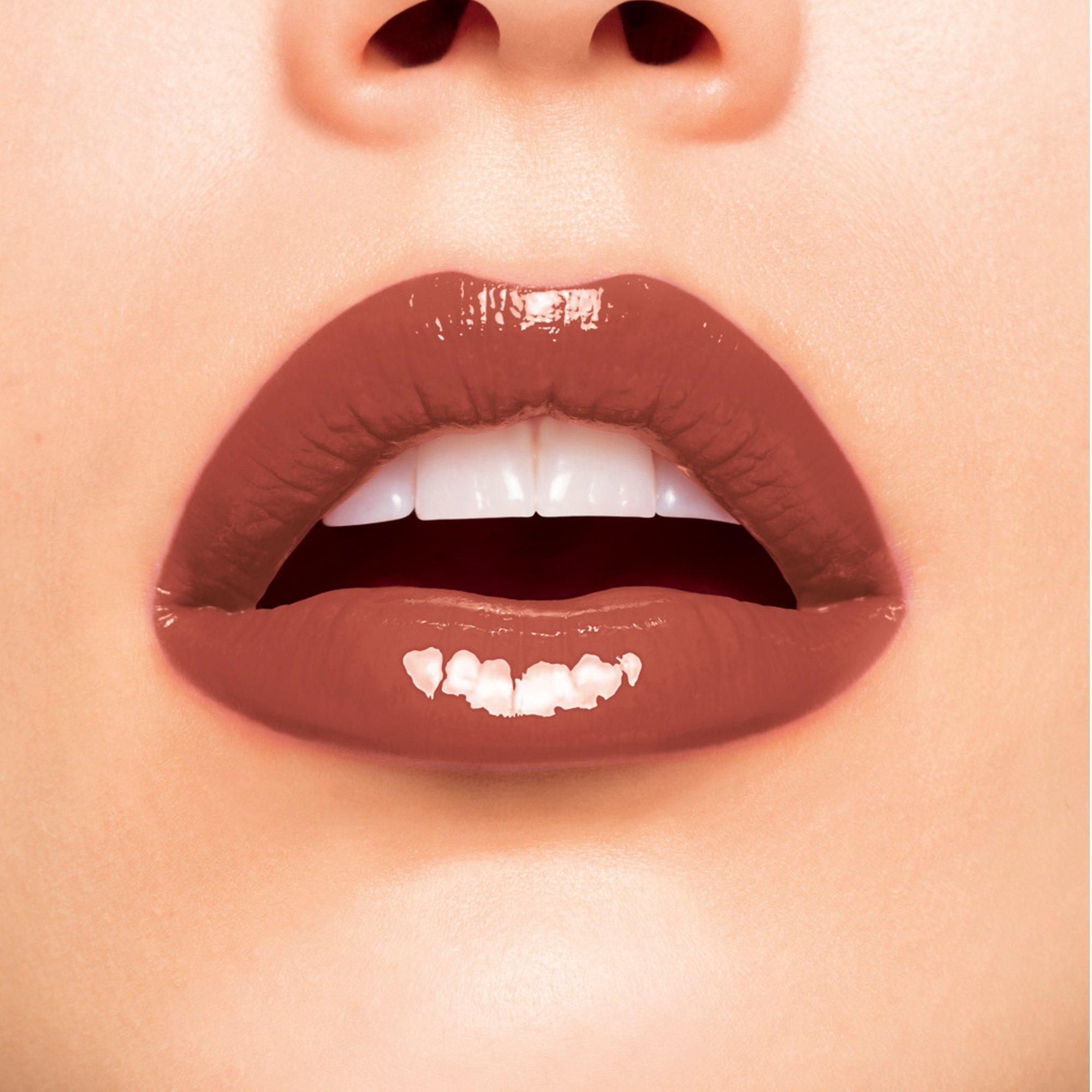 758L - Clarins - Joli Rouge Lacquer - 2