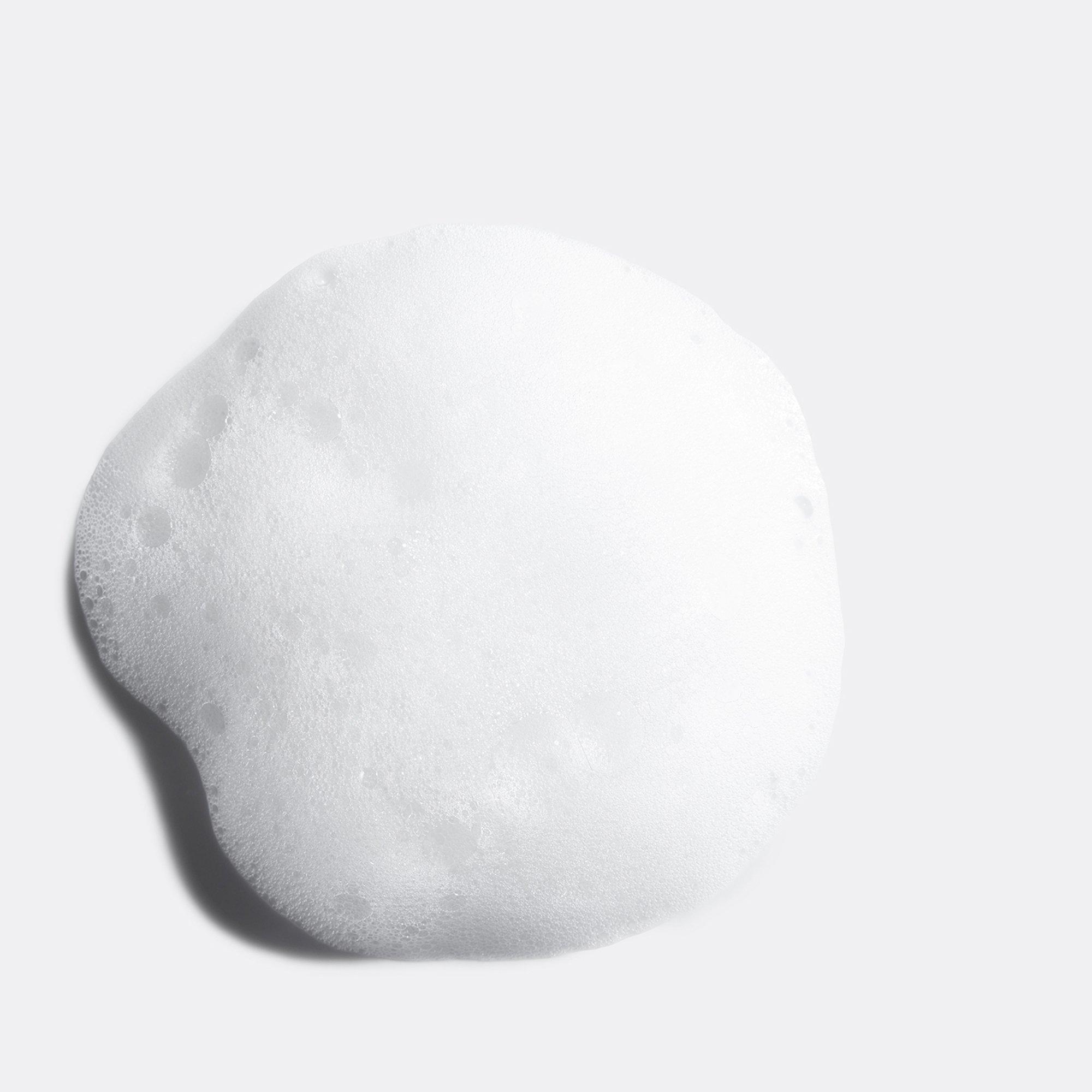 White - Kylie Skin - Kylie Skin Foaming Face Wash - 6