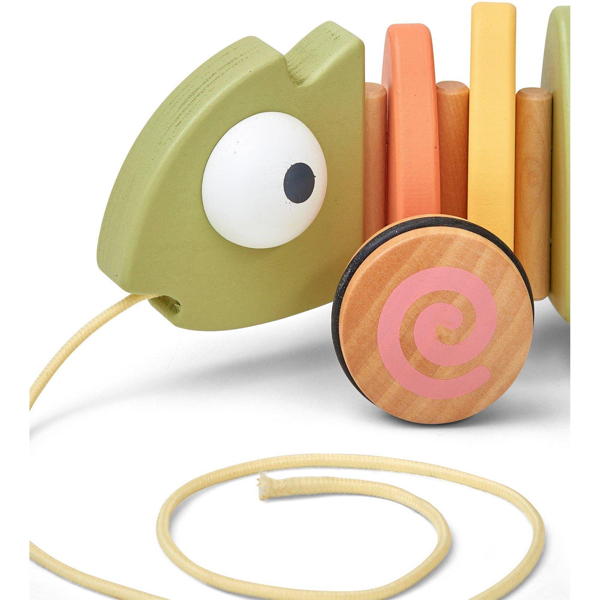 Natural - Tooky Toy - Wooden Pull Along Chameleon - 2
