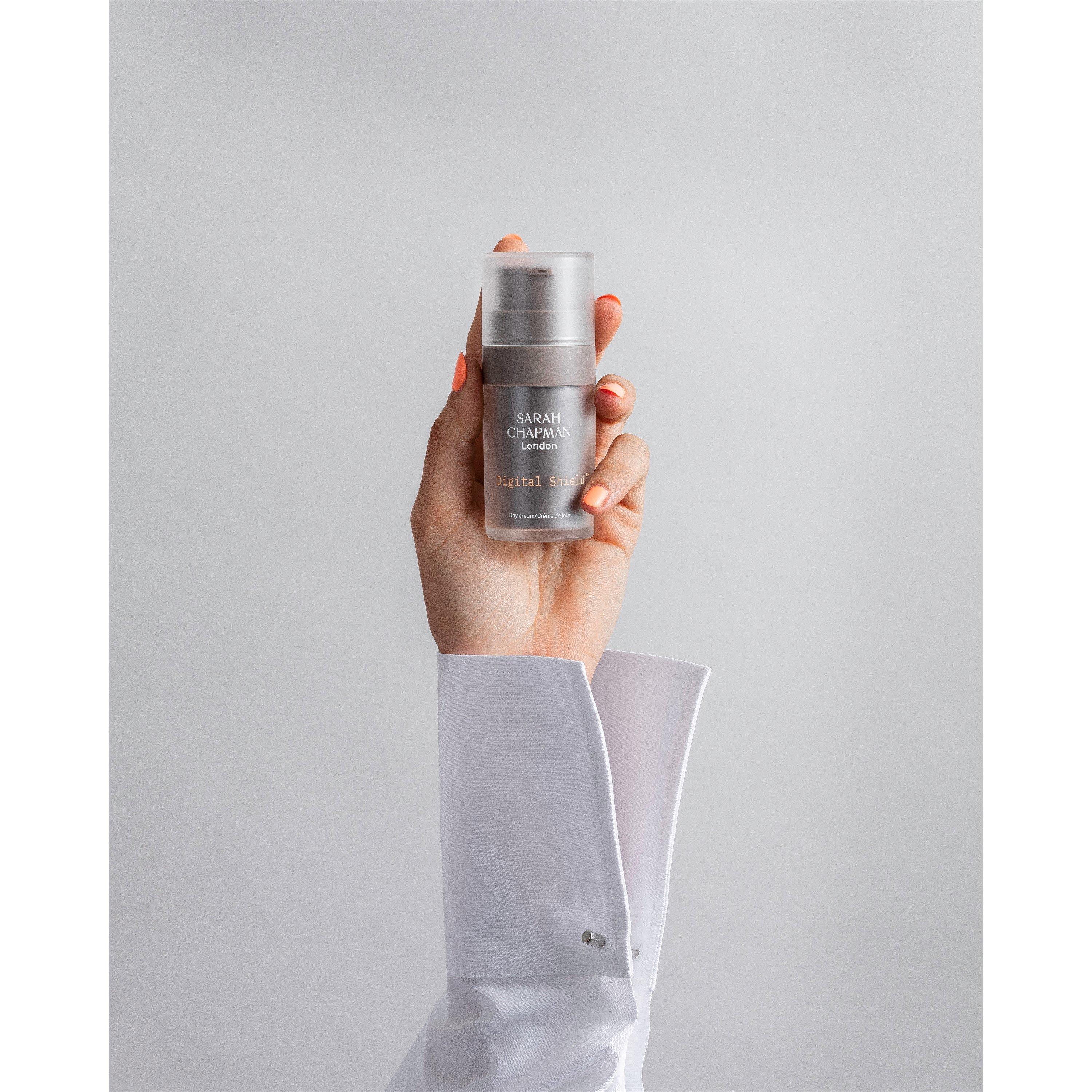 Clear - Sarah Chapman - DIGITAL SHIELD - 6