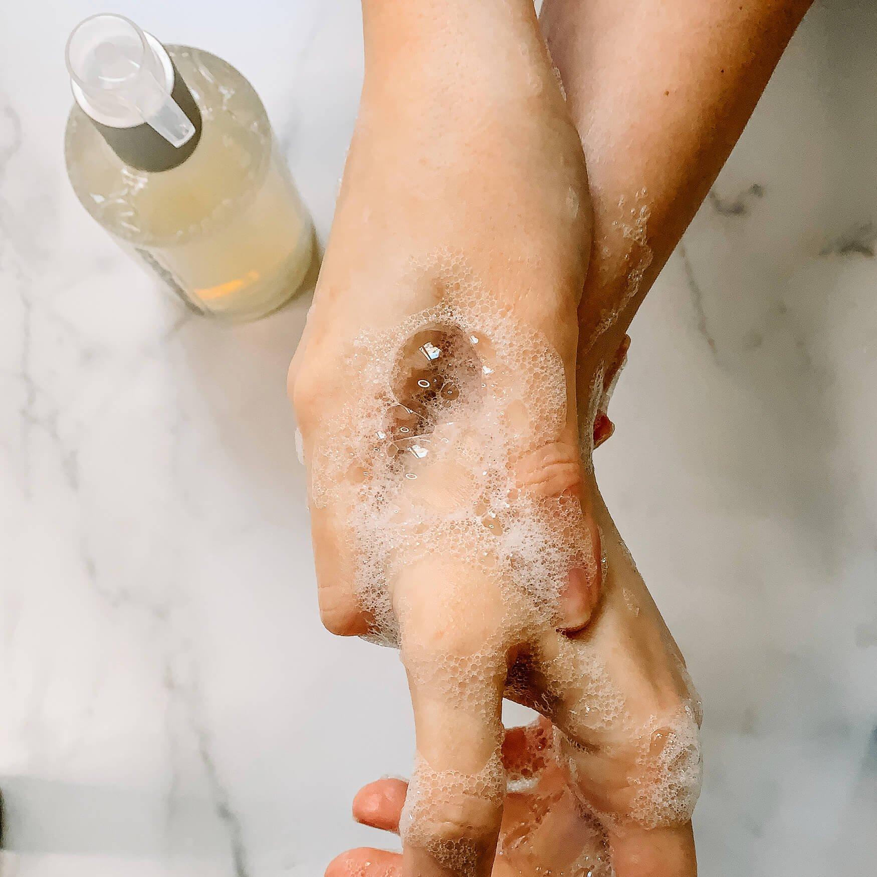 Clear - Dermalogica - Conditioning Hand and Body wash 295ml - 2