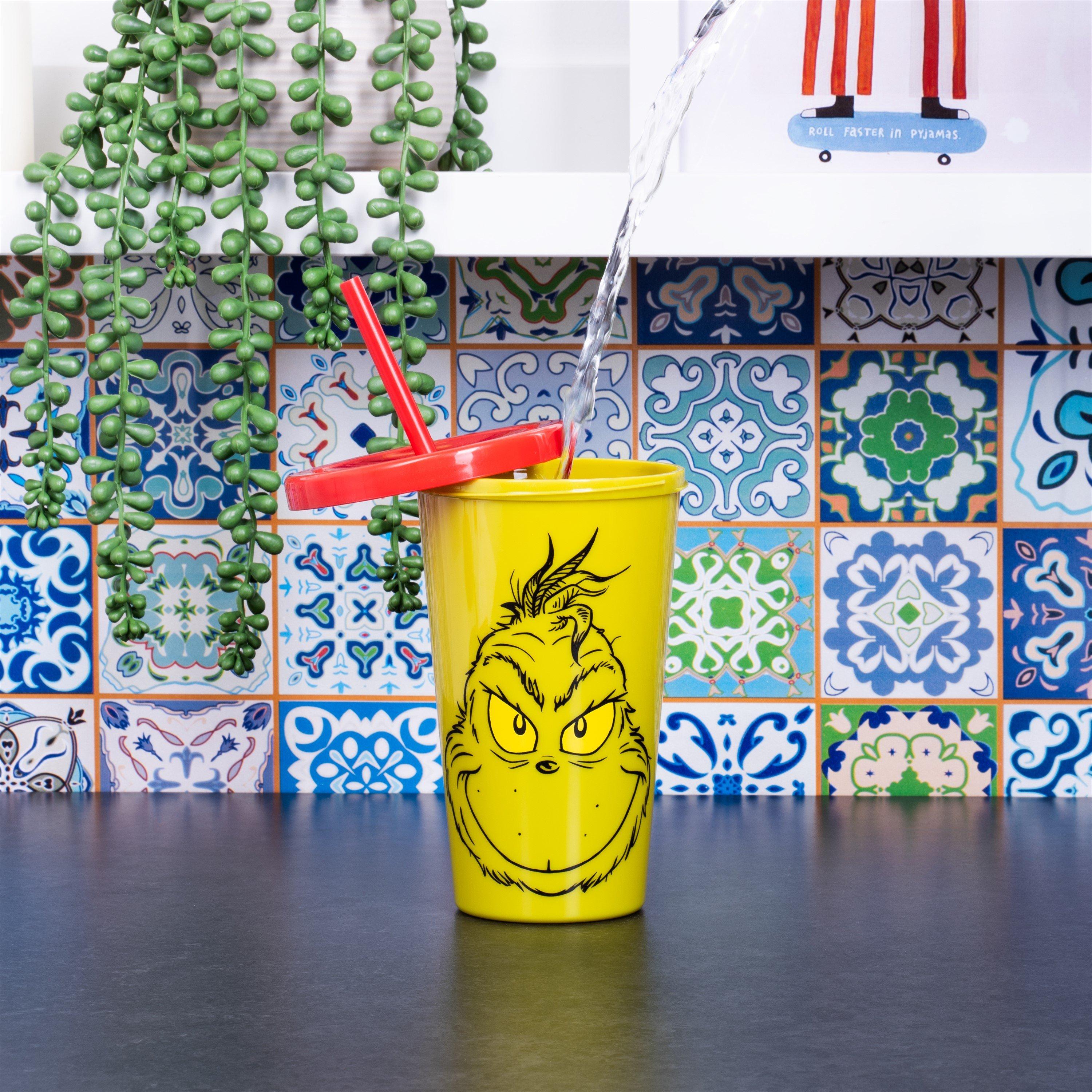 Grøn - Grinch - 580ml Straw Tumbler Novelty Gift - 1