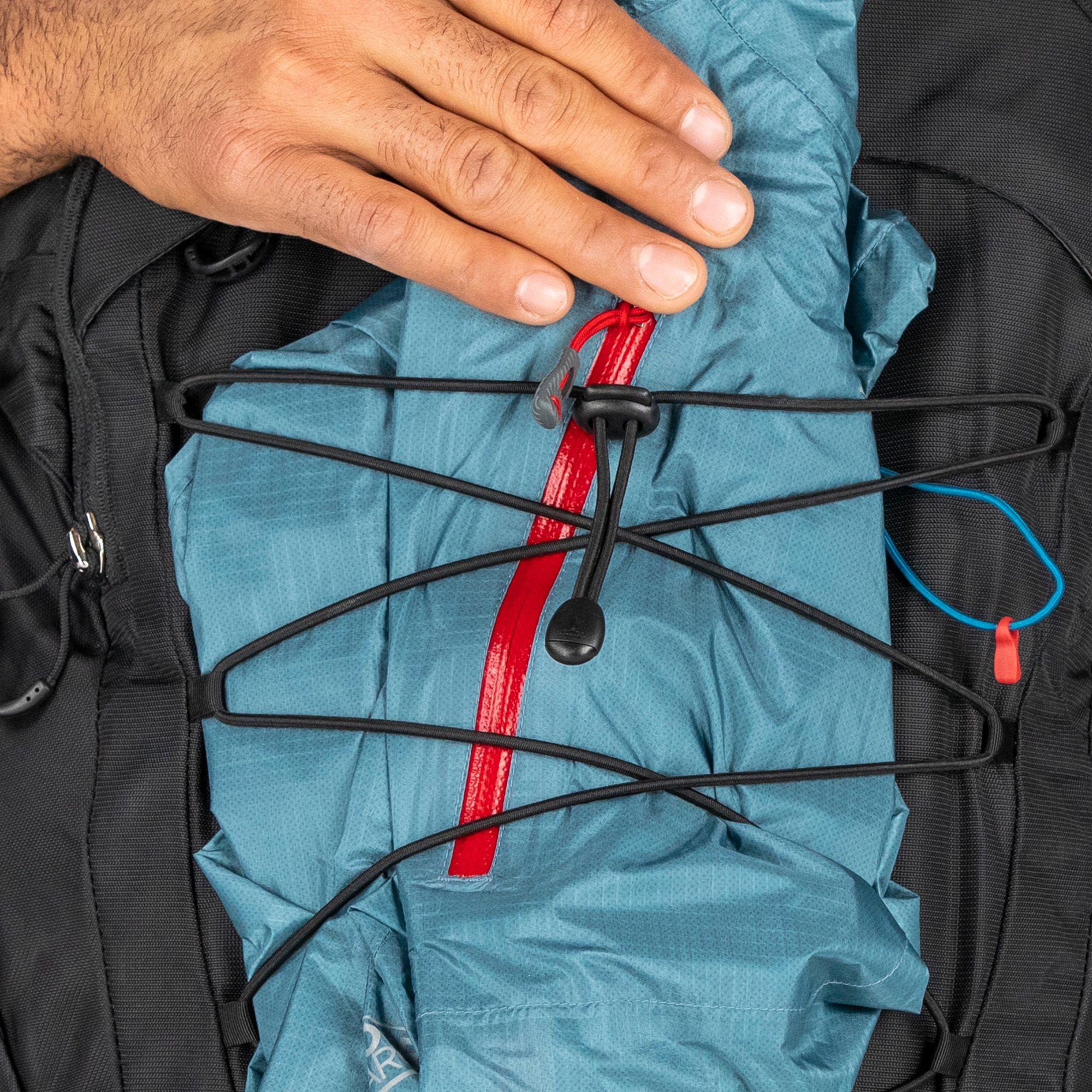 Negro - Osprey - Quasar 26L Backpack - 2