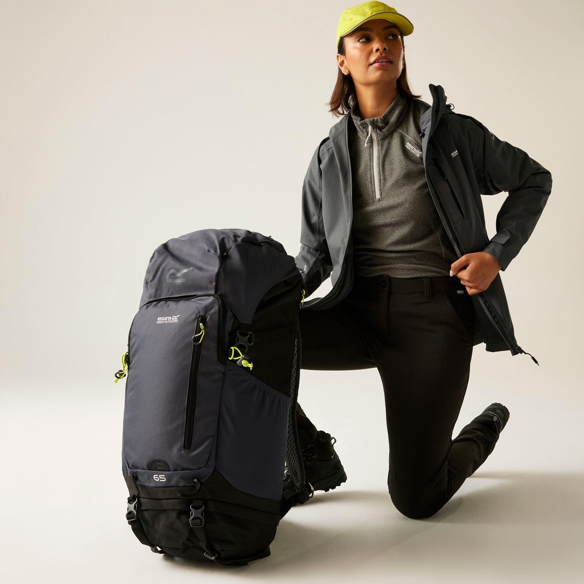 Black/Sealgr - Regatta - Highton II 65L - 2