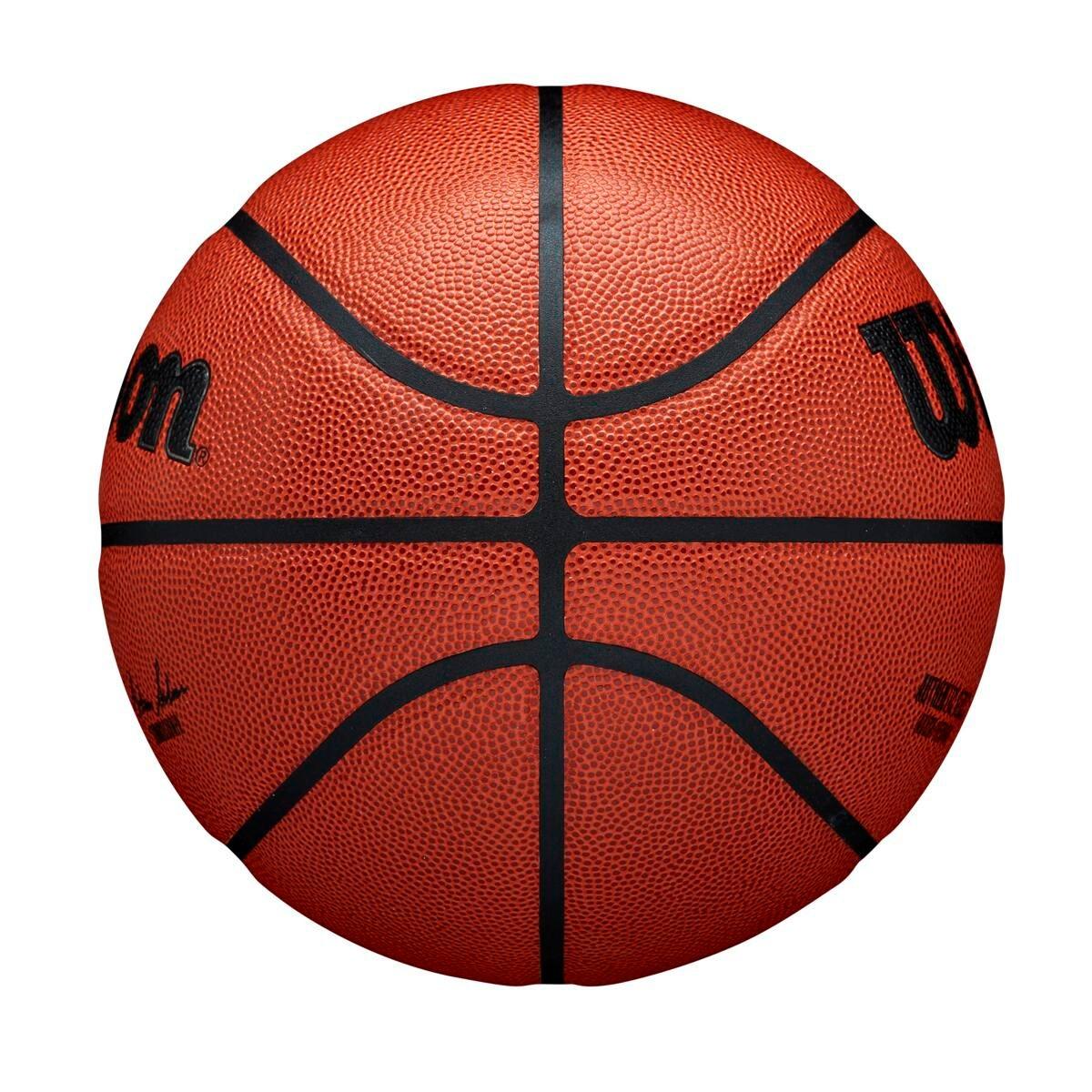 Brown - Wilson - NBA In-Out Basketball Adults - 5