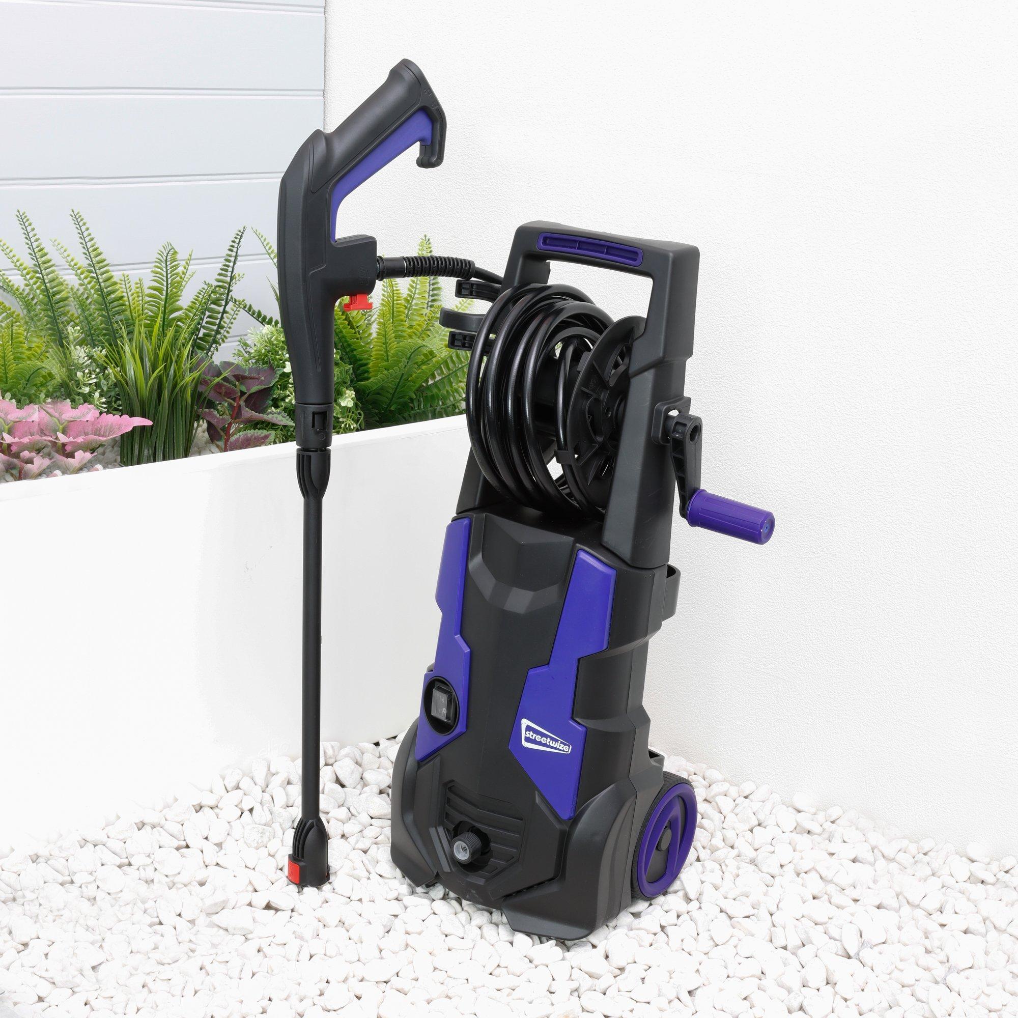 Black - Streetwize - 1900W Pressure Washer With Accessory Kit - 4