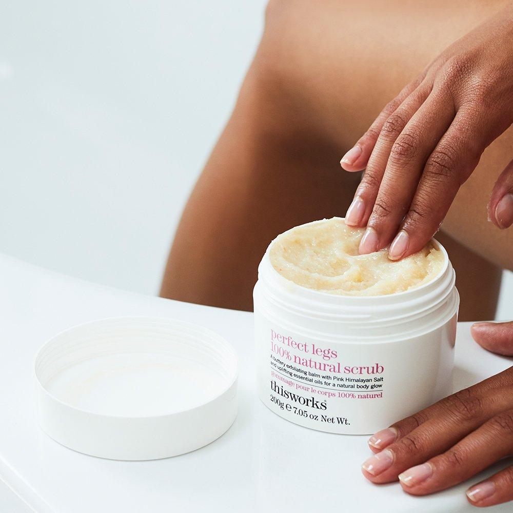 None - This Works - Perfect Legs Natural Scrub - 5
