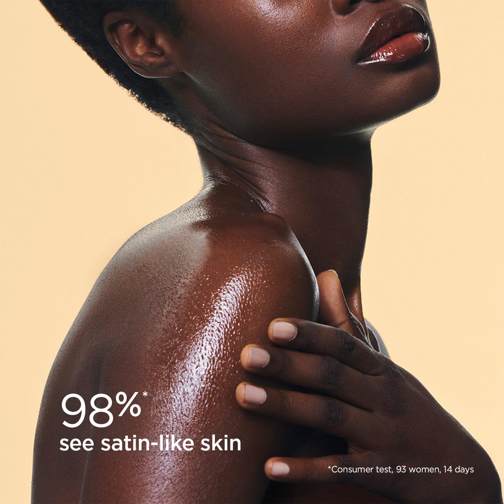 Clear - Clarins - Glowing Sun Oil High Protection SPF30 - 3