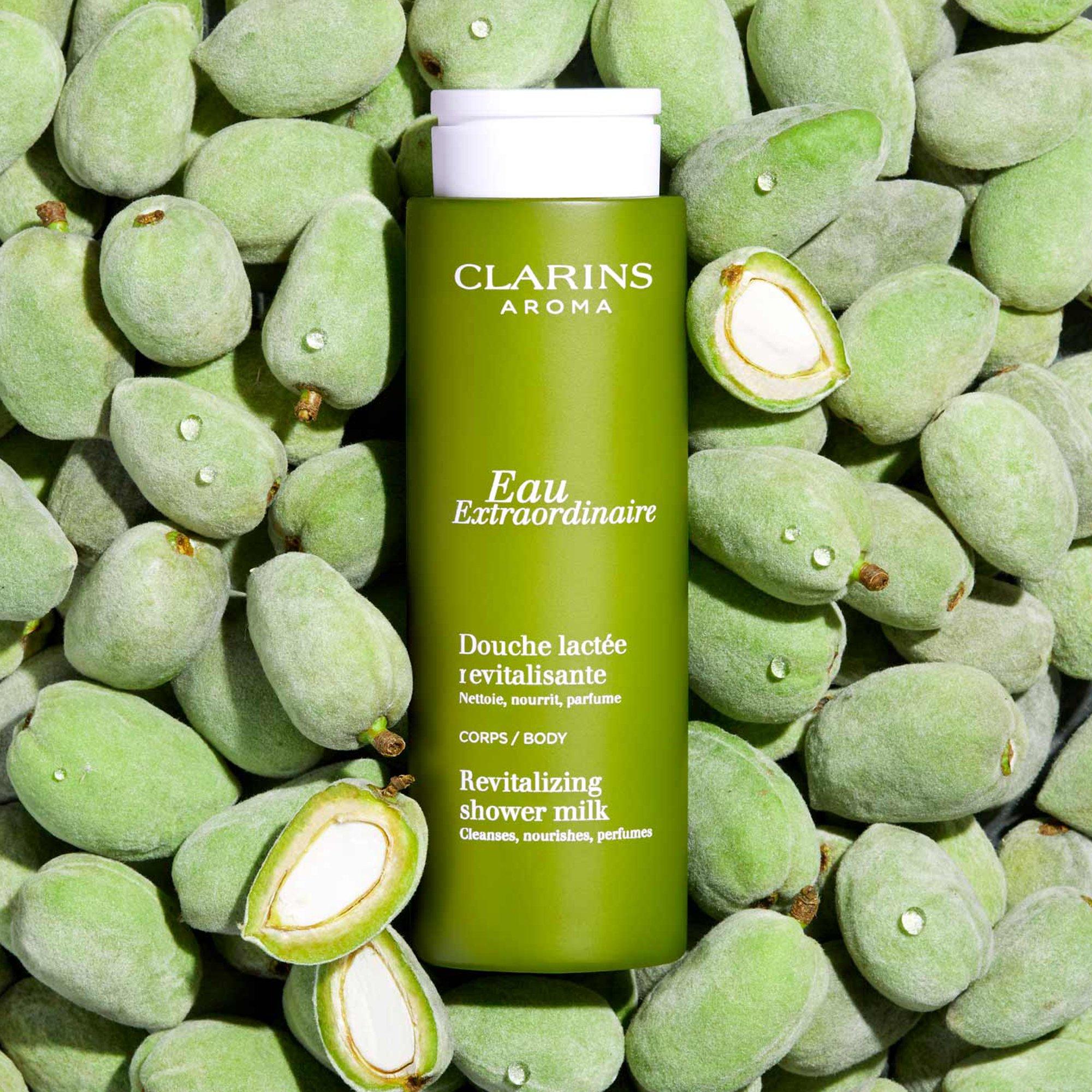 Clear - Clarins - Eau Extraordinaire Revitalizing Shower Milk - 5