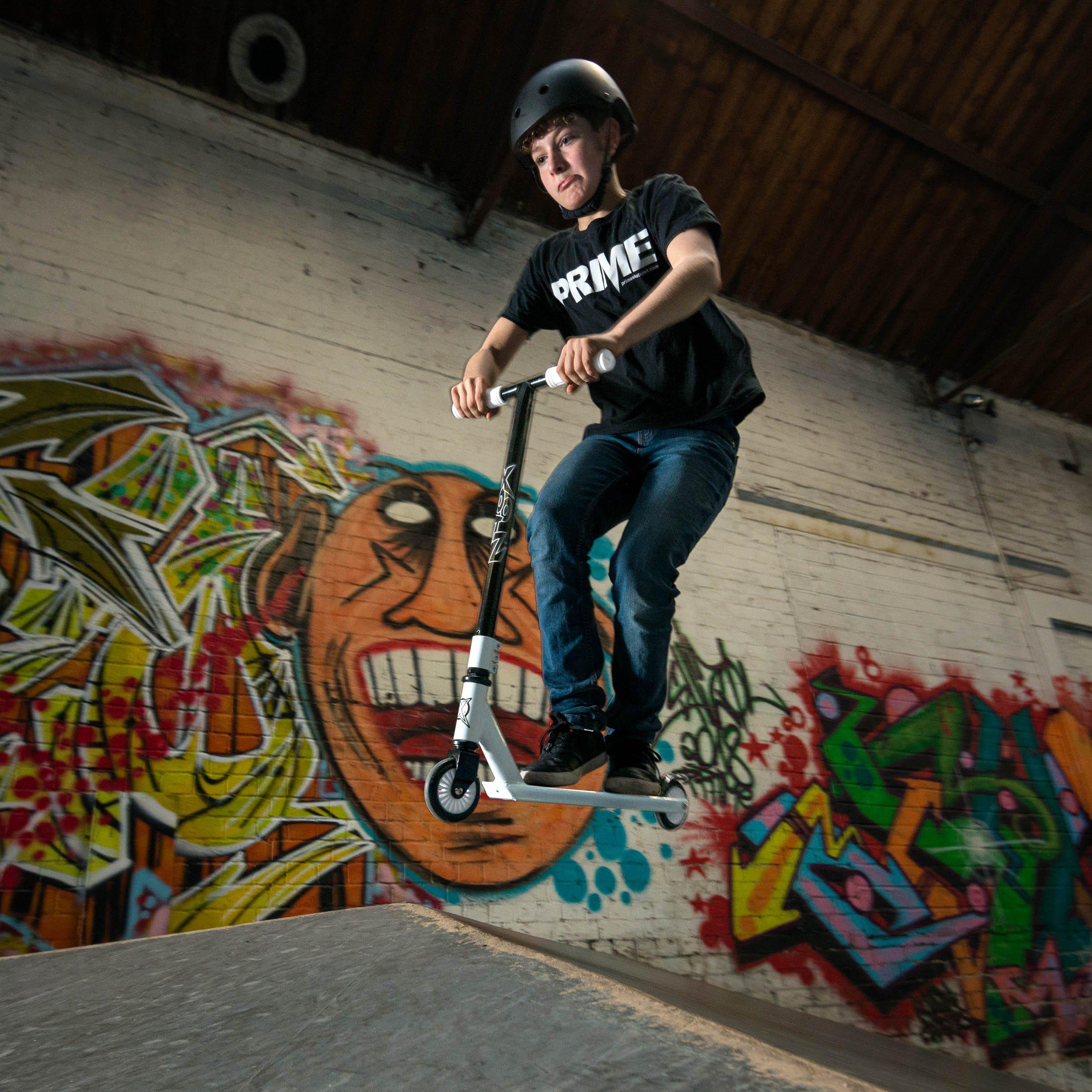 White - Xootz - Stunt Scooter Invert - 8