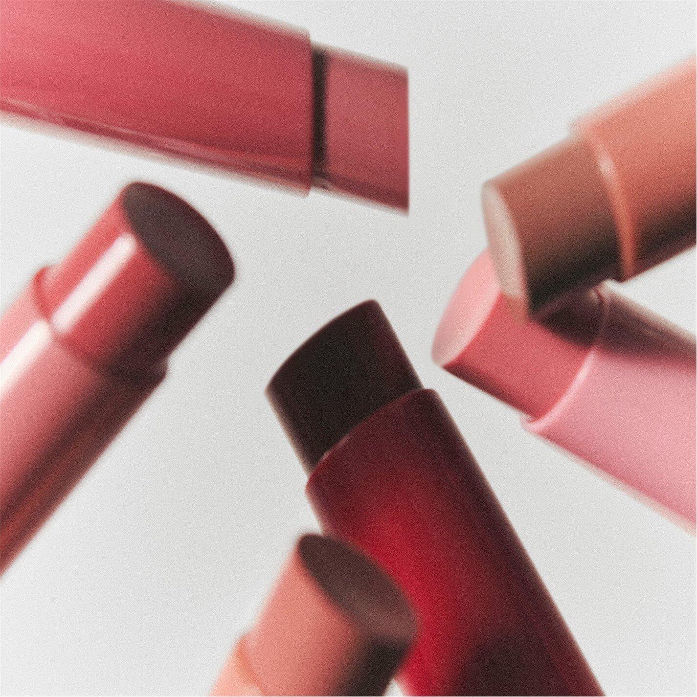 PINK ME UP AT 8 - Kylie Cosmetics - Kylie Cosmetics Tinted Butter Balm - 7