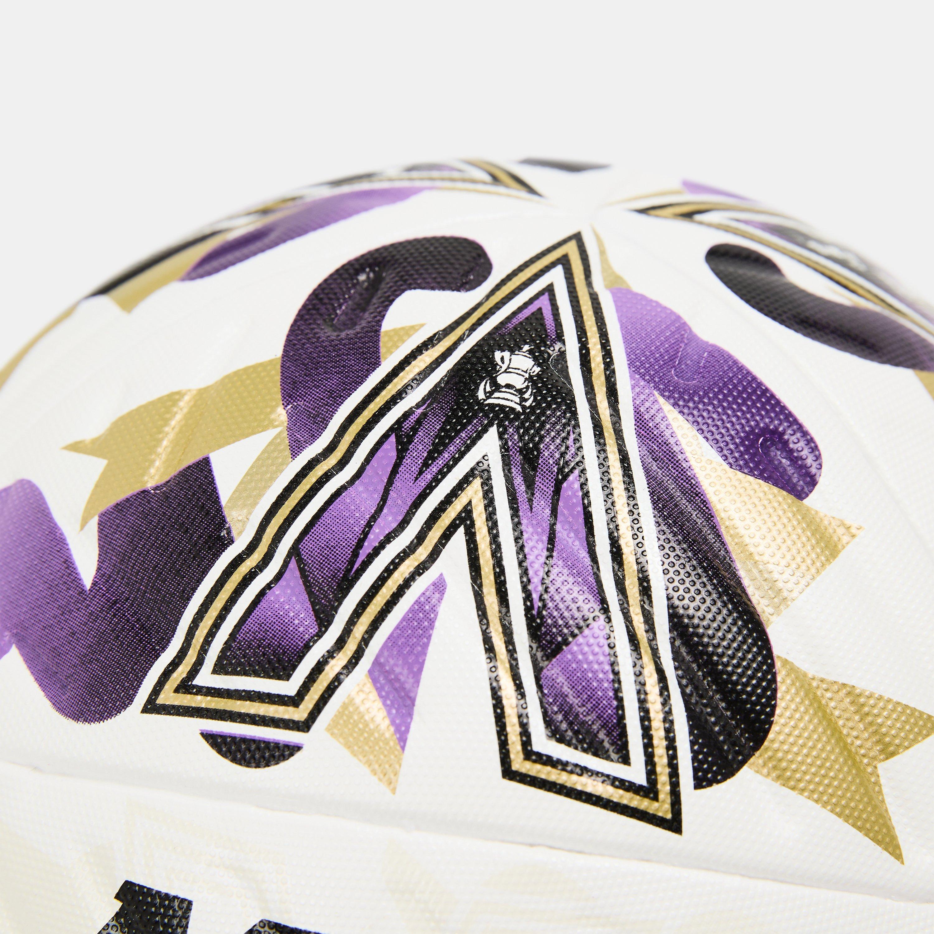 Wht/Gld/Grn - Mitre - Adults Pro 99 Footballs - 2