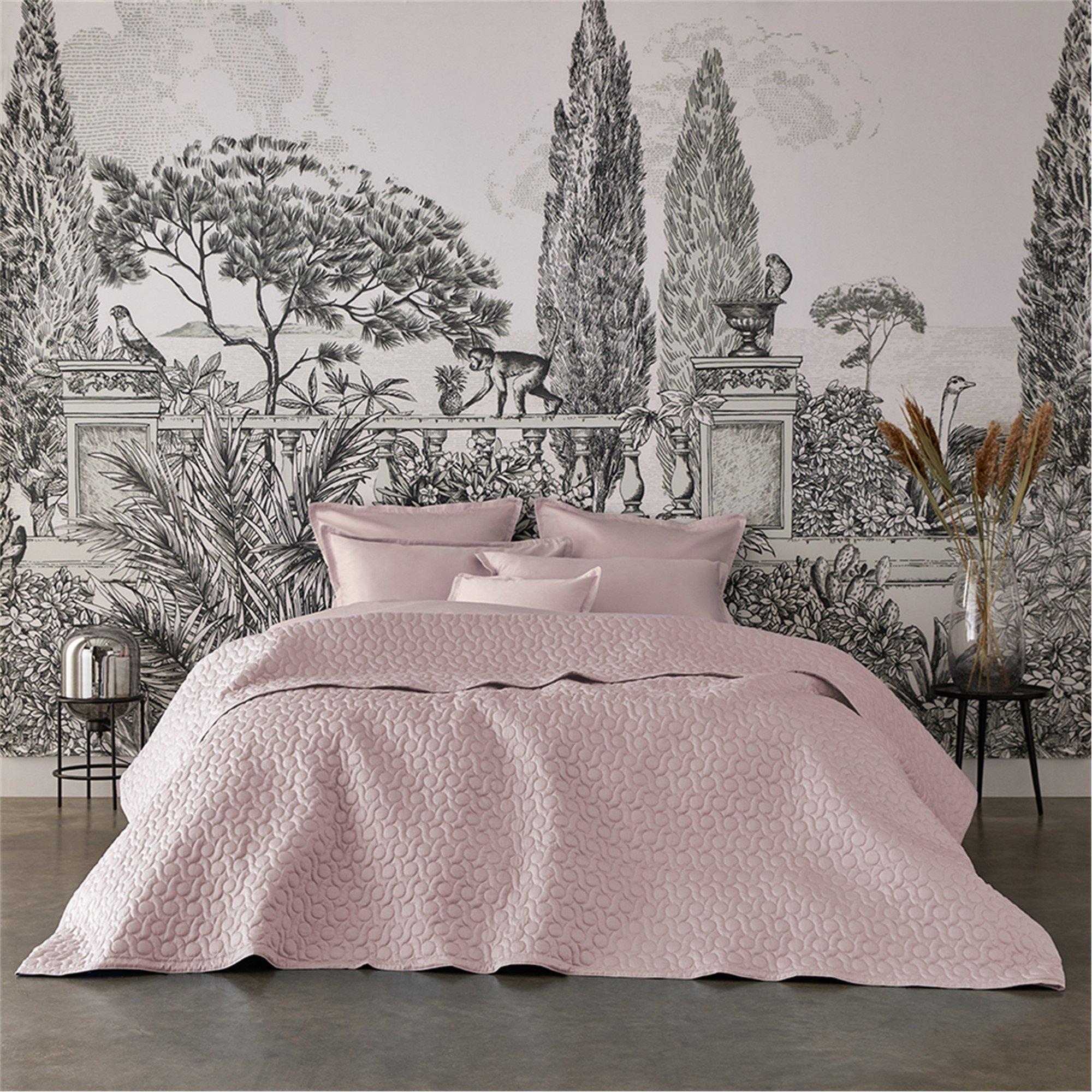 Pink Dew - Alexandre Turpault - Poesie Quilted Sateen Bedspread - 260x240cm - 2