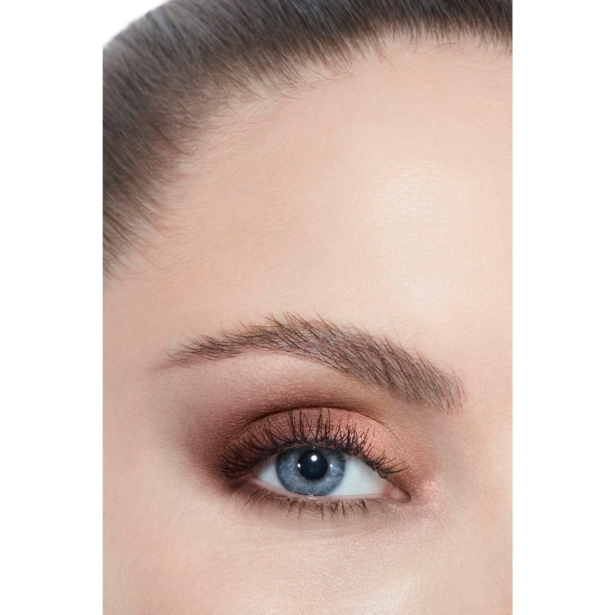 Couture - CHANEL - LES 4 OMBRES BOUTONS MULTI-EFFECT QUADRA EYESHADOW - 9