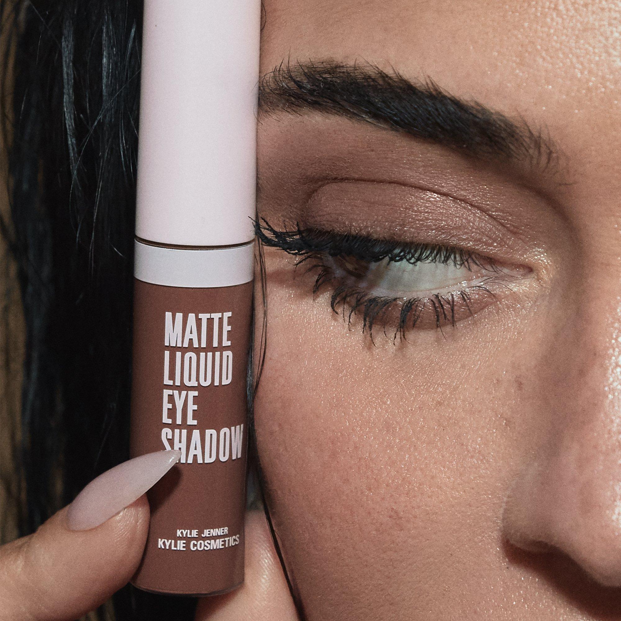 3 OnToTheNext - Kylie Cosmetics - Matte Liquid Eyeshadow - 8